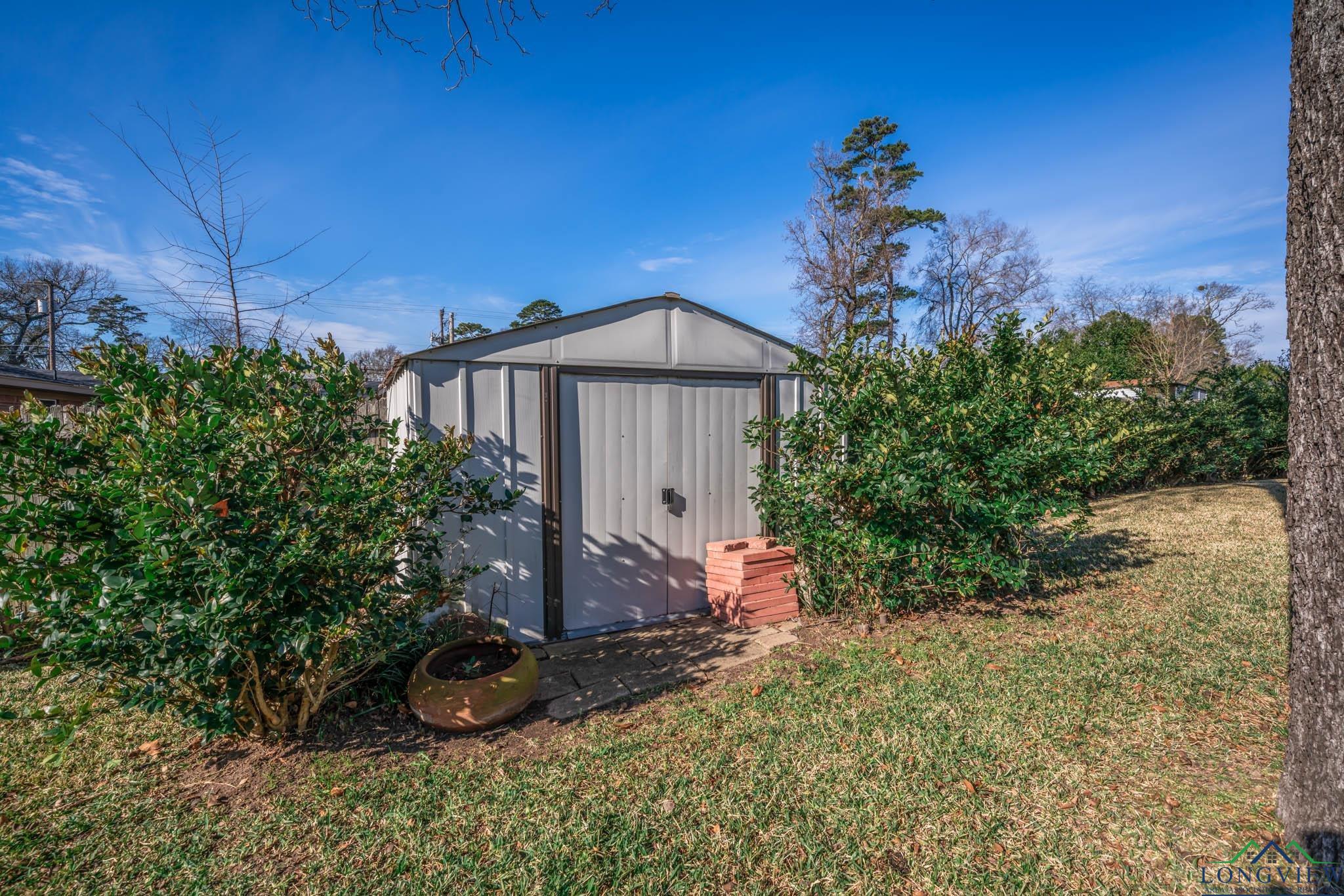 1605 N Westover Ave, Longview, Texas image 37