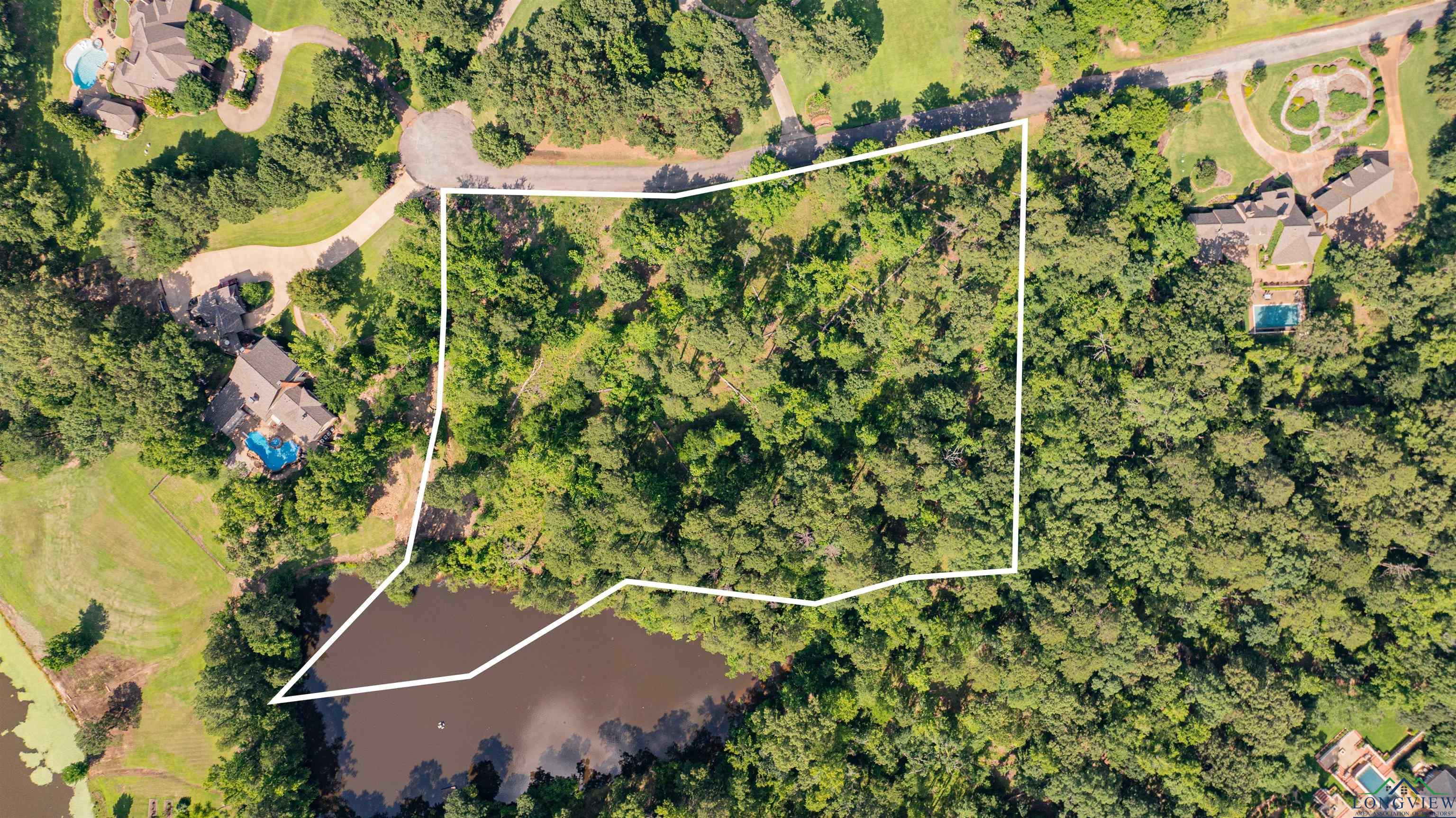 3 Bridle Path, Longview, Texas image 14