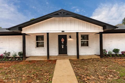 Homes For Sale - 1034 Bob White<br/> Hallsville, TX 75605