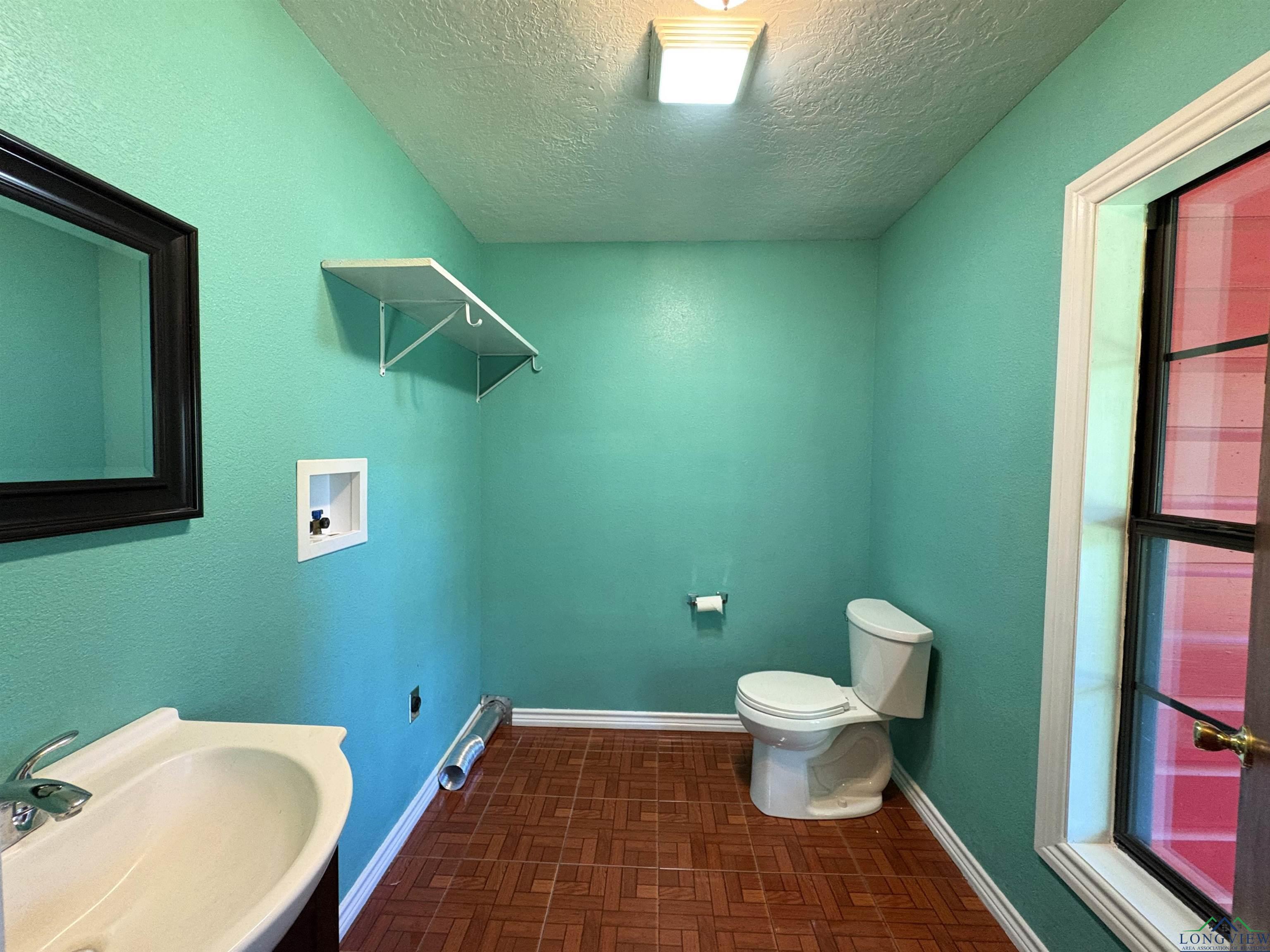 1205 Lamar Dr, Mount Pleasant, Texas image 9