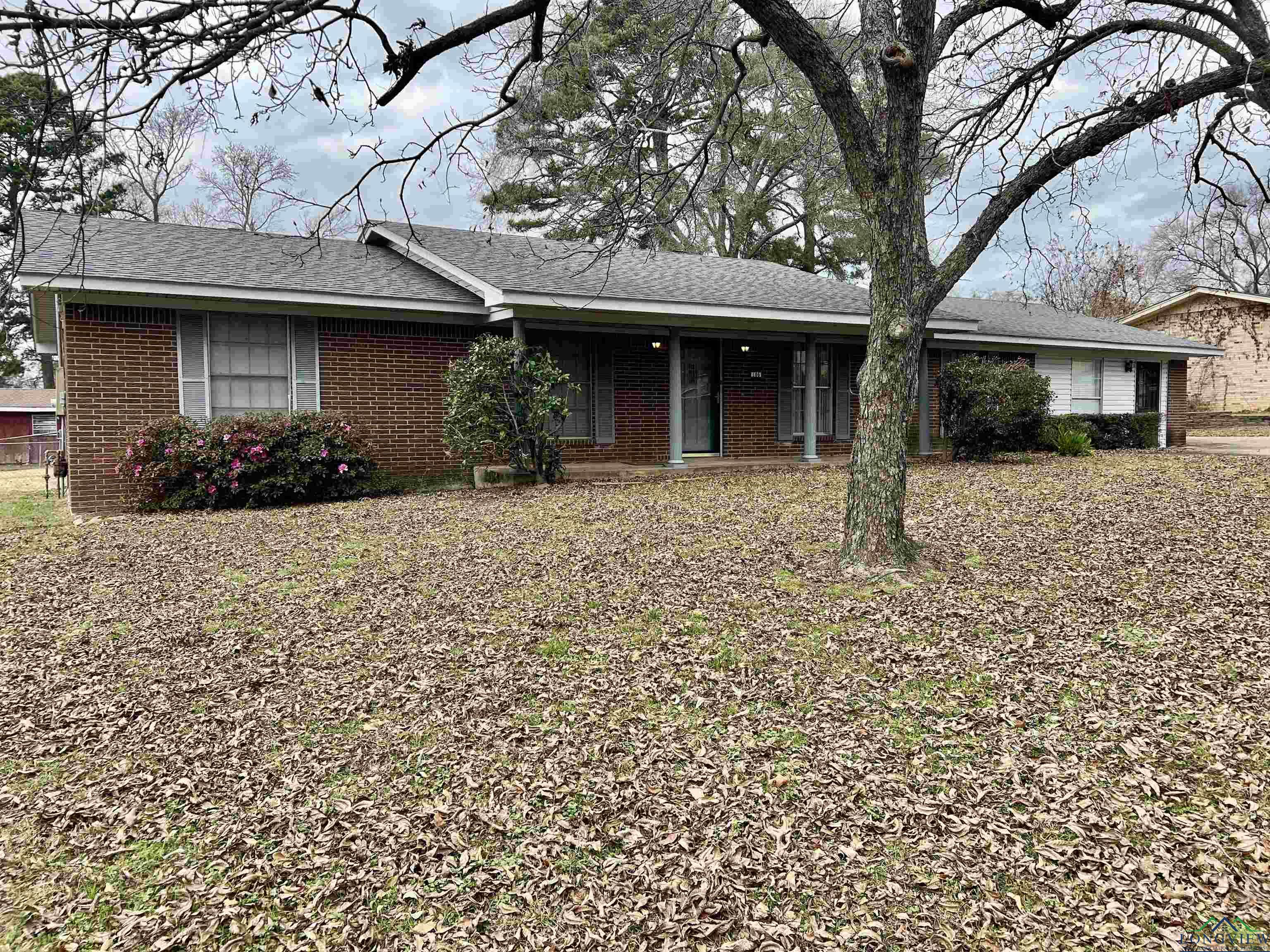 106 Emerald Dr, Longview, Texas image 1