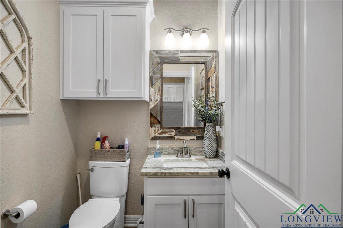 6858 N Cr 272, Henderson, Texas image 22