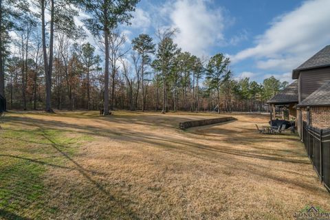 A home in Gladewater