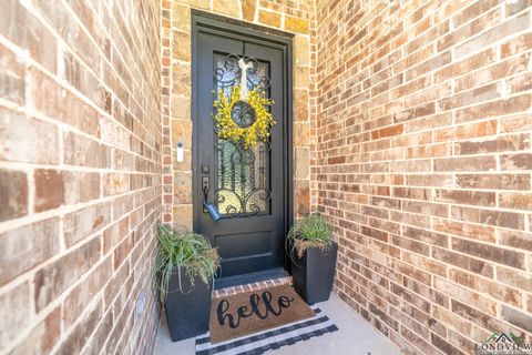 A home in Gladewater