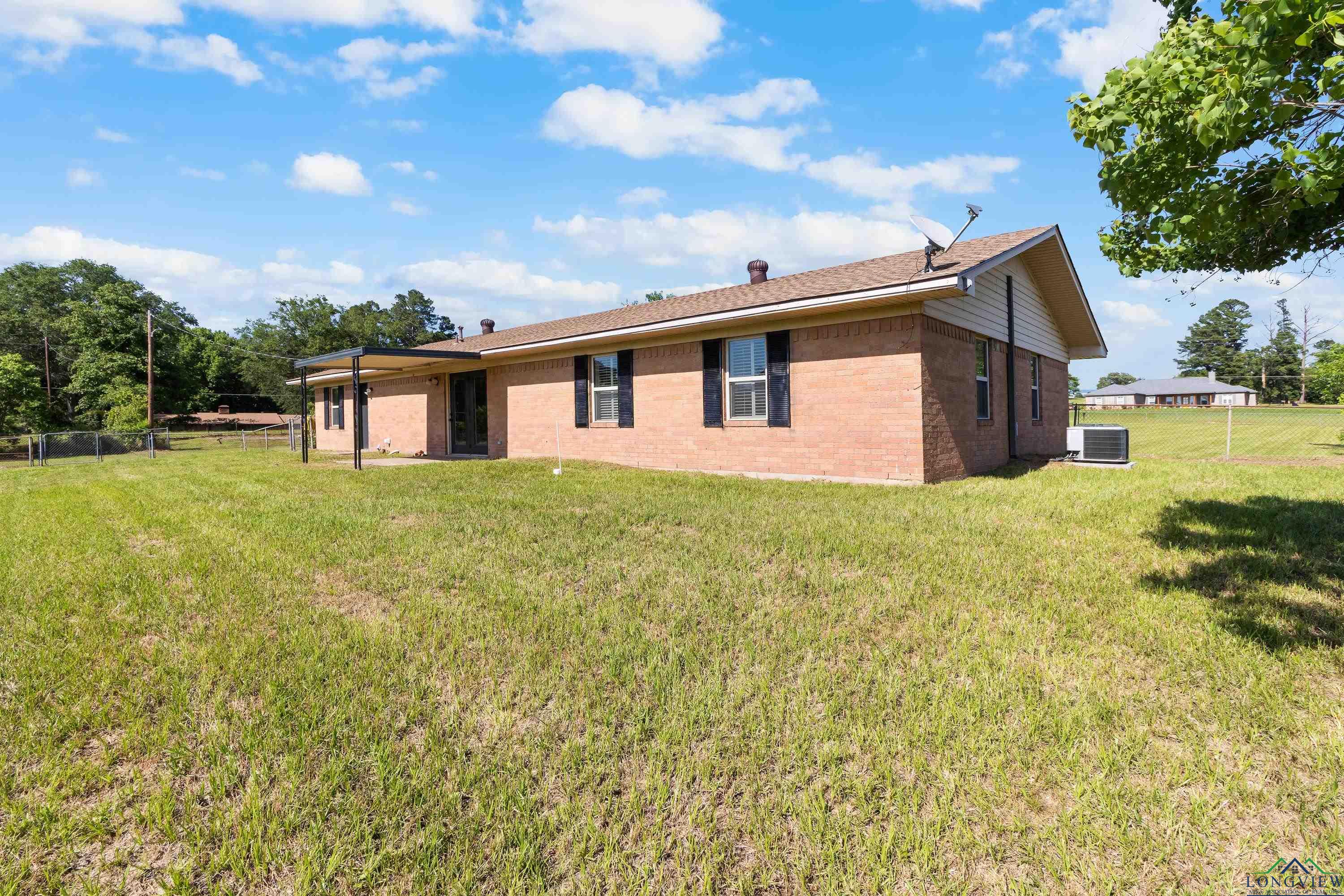 749 Lawrence Rd, Longview, Texas image 31