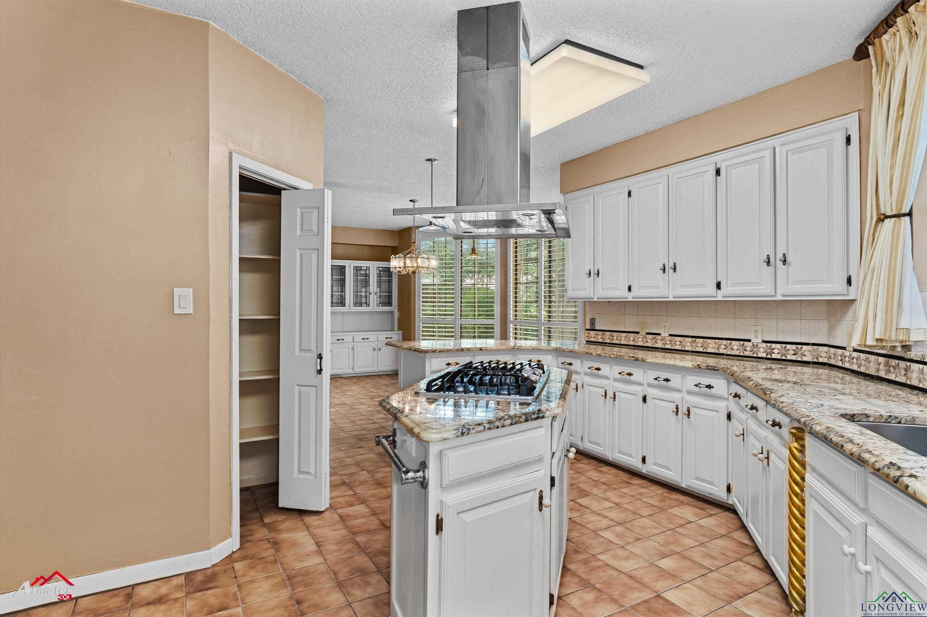 1502 Meandering Way, Longview, Texas image 19