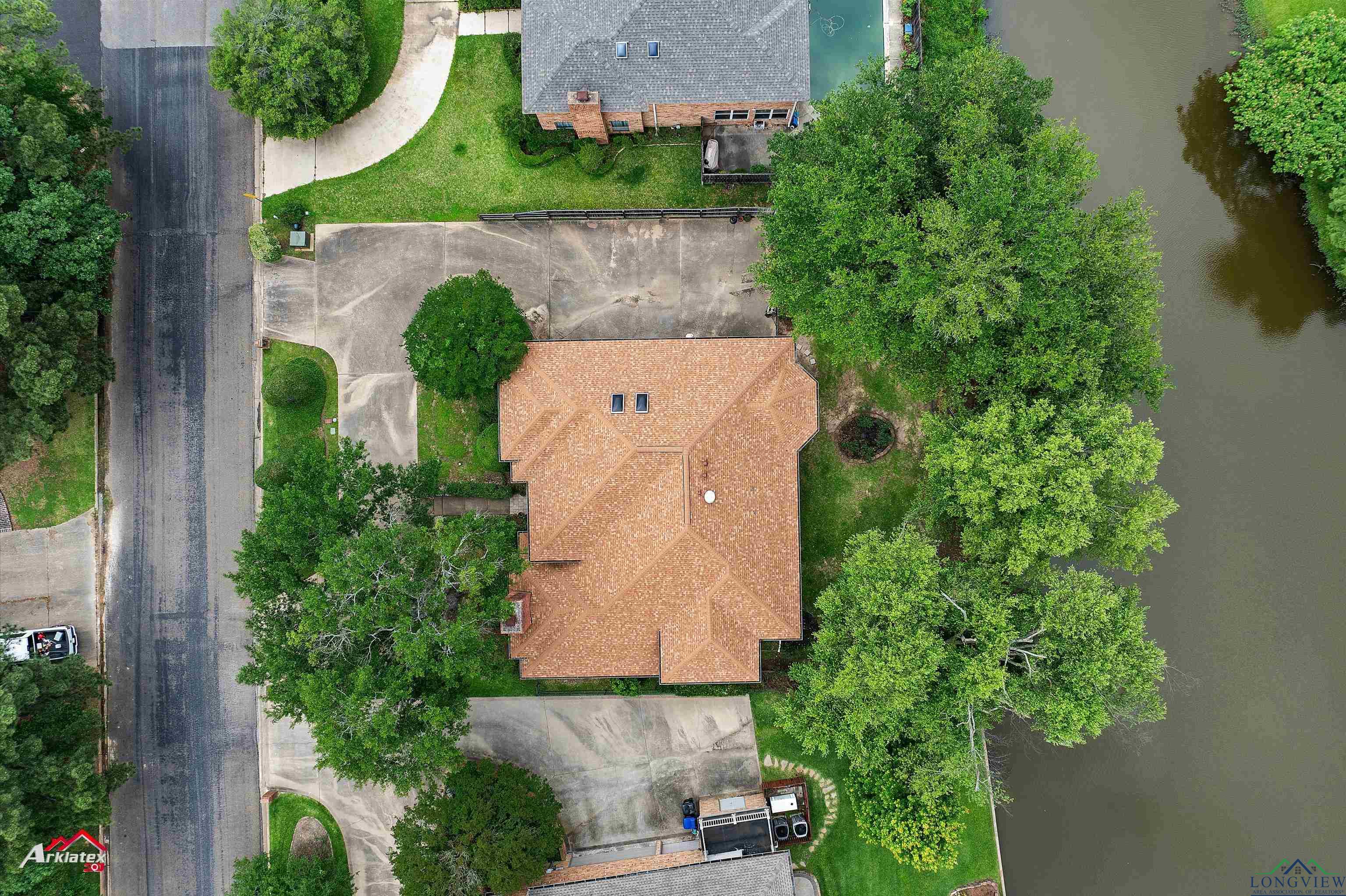 1502 Meandering Way, Longview, Texas image 6