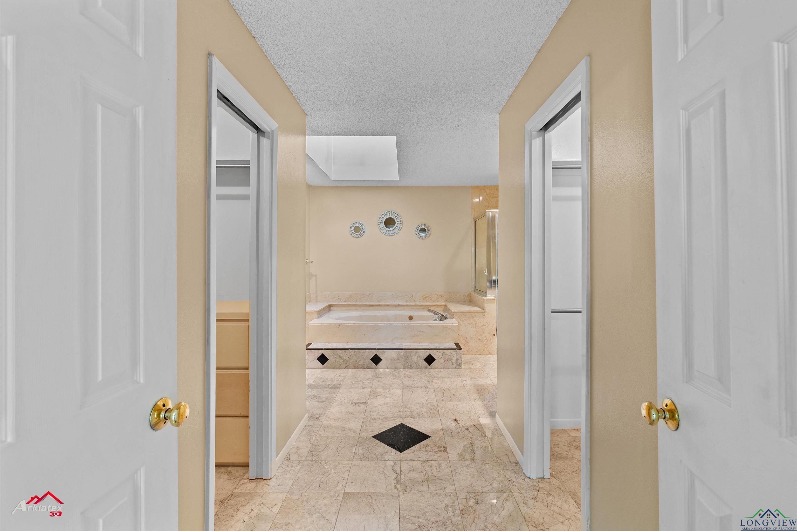 1502 Meandering Way, Longview, Texas image 34