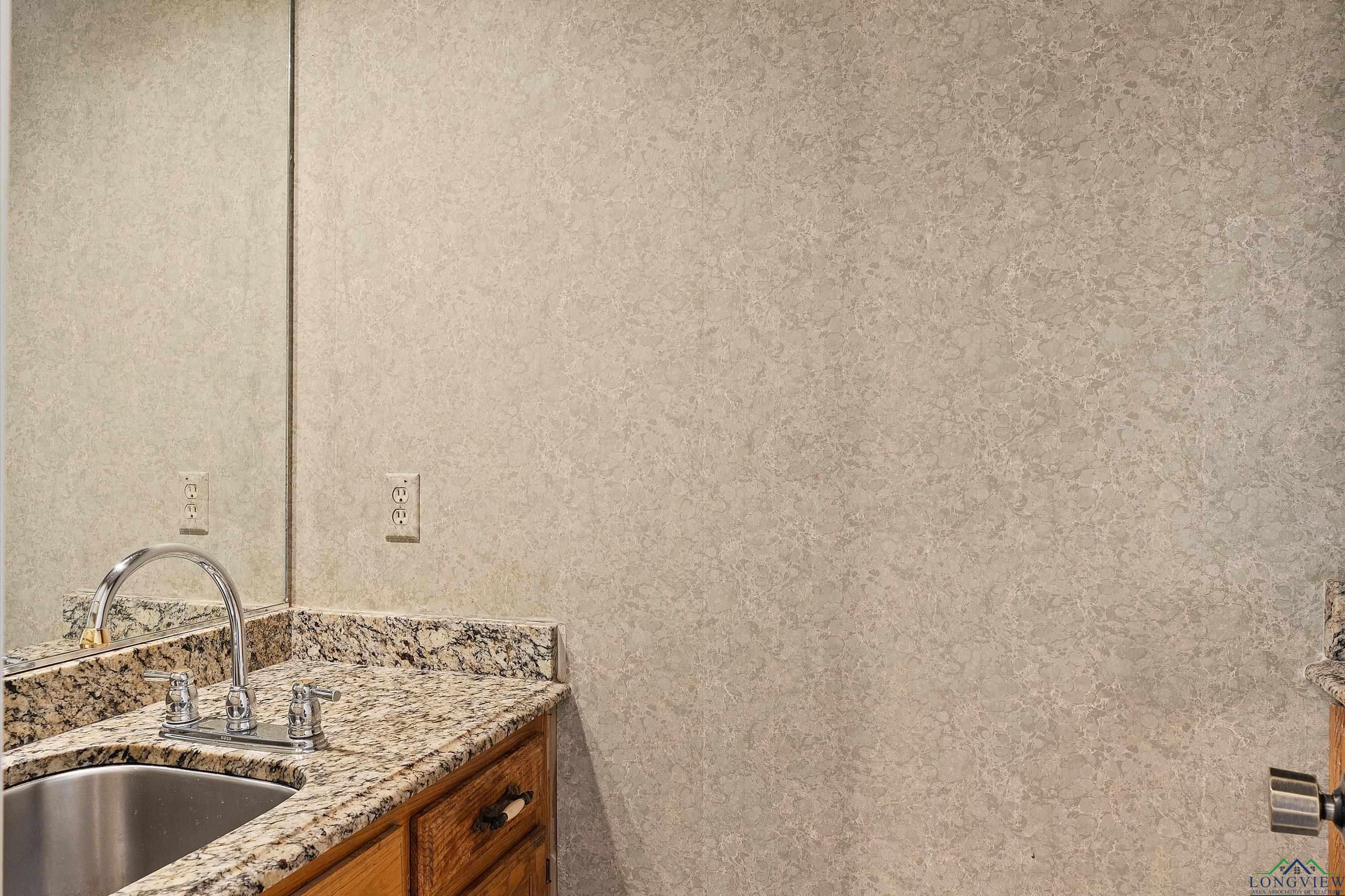 1502 Meandering Way, Longview, Texas image 30