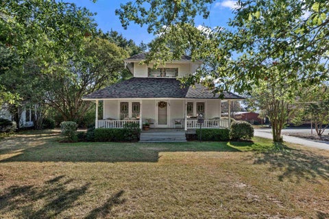 Homes For Sale - 600 N High St<br/> Henderson, TX 75652