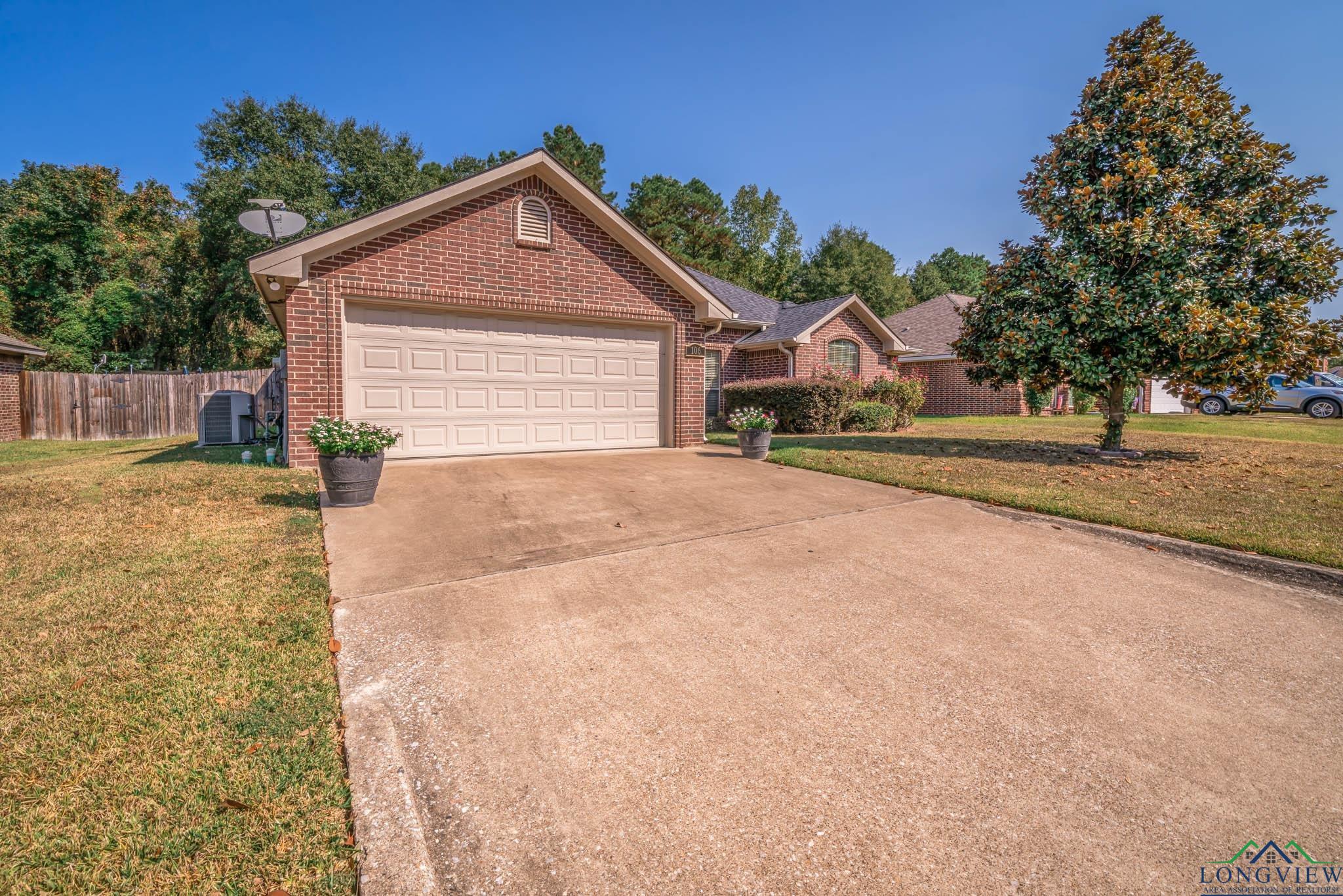 106 Canvasback Ln, Hallsville, Texas image 2