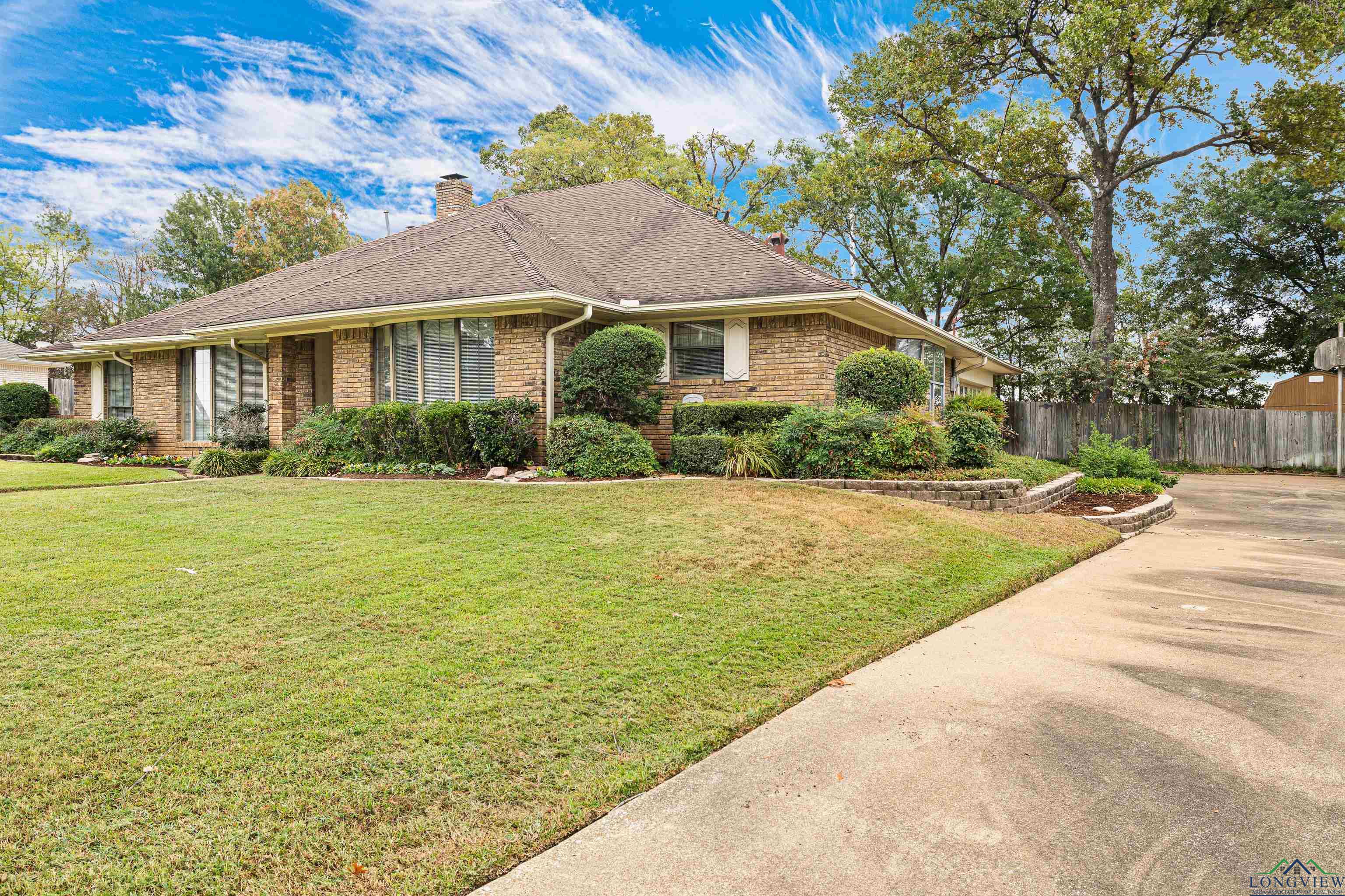 1810 E. Northwood Court, Longview, Texas image 7