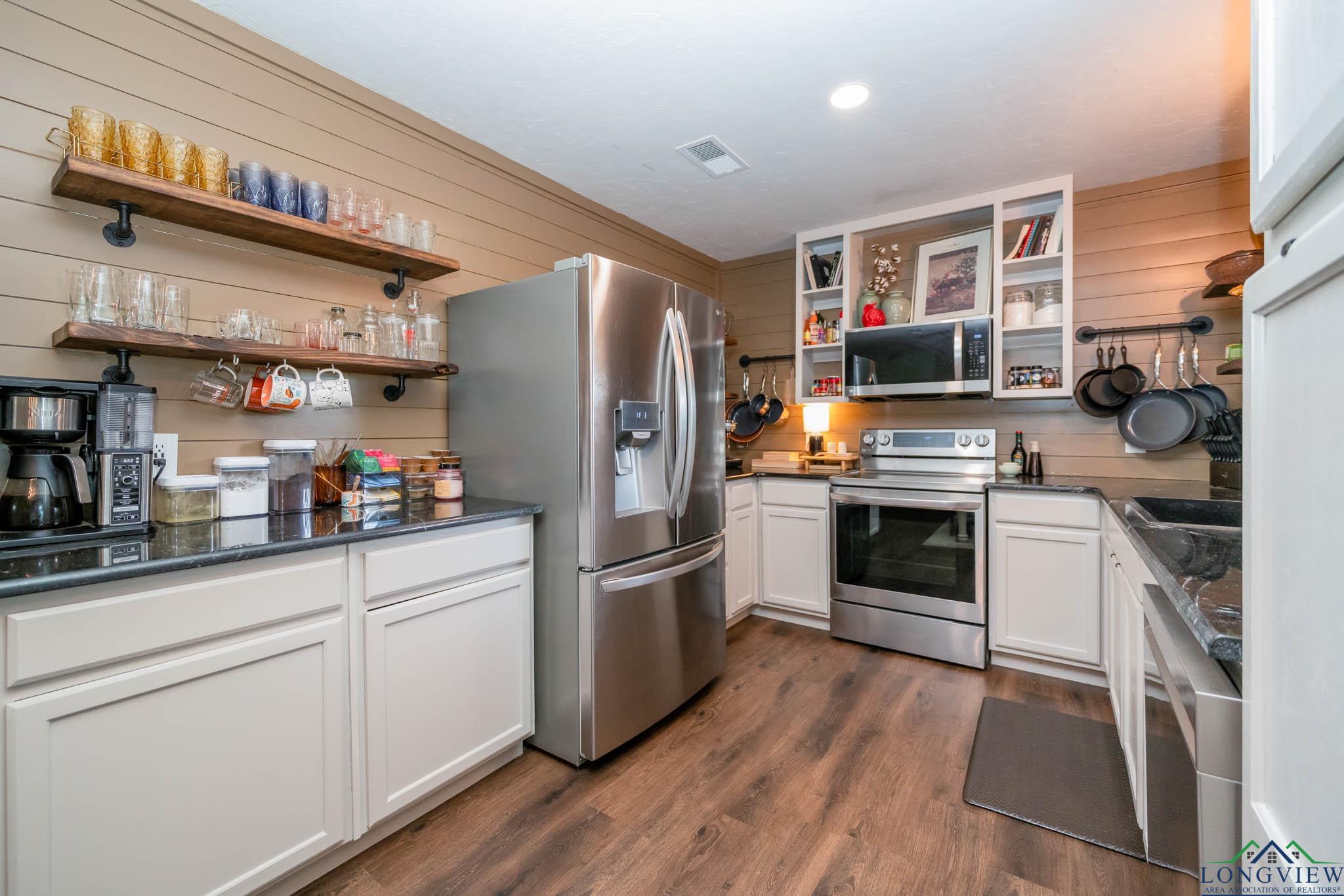 1501 Shell Camp Rd, Gladewater, Texas image 10