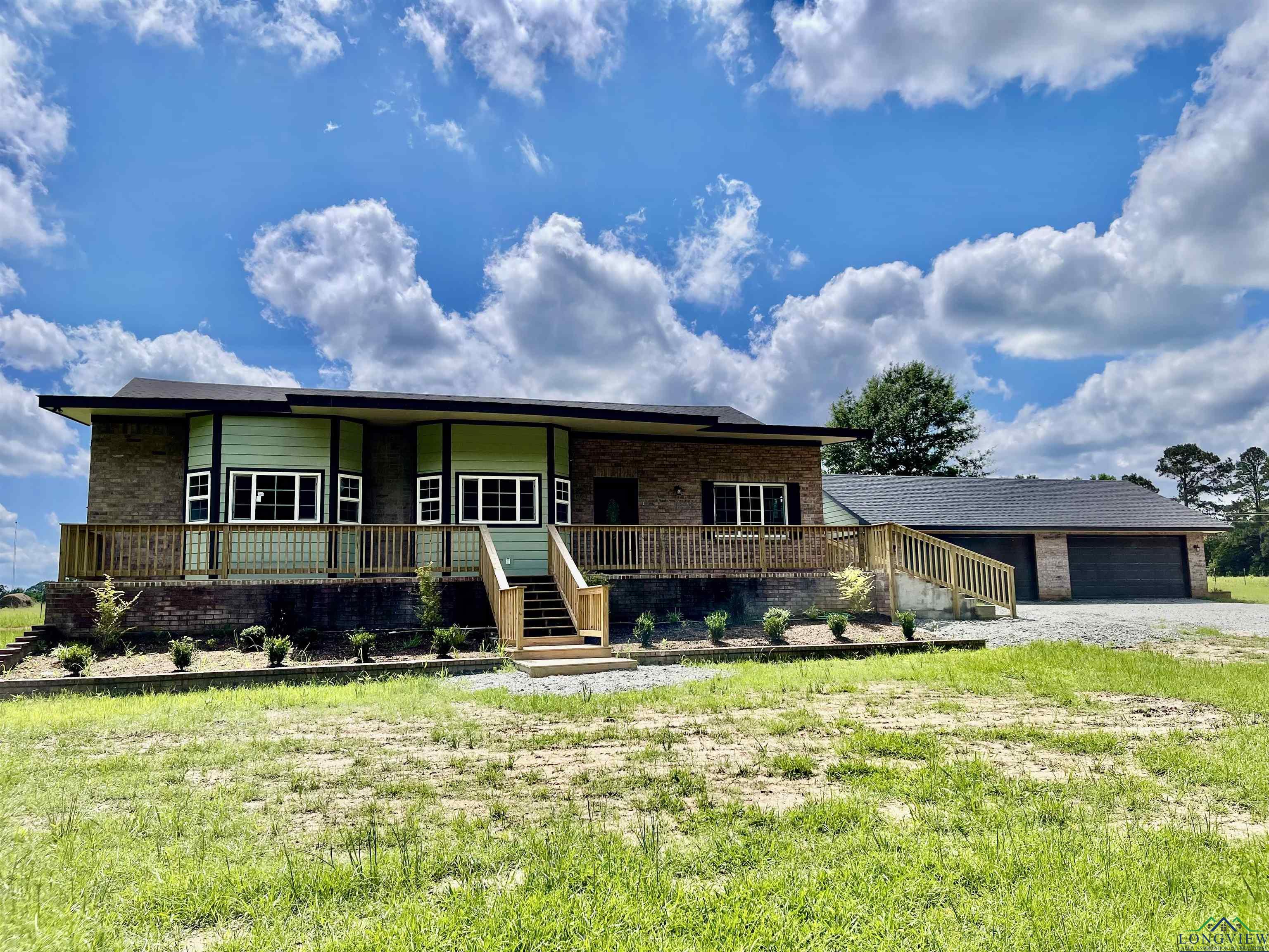 1943 Cr 121, Gary, Texas image 1