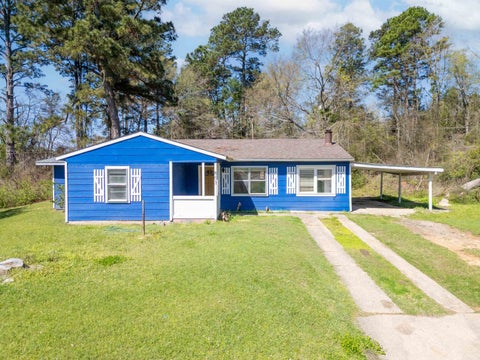 Townhouse For Sale - 503 Bowie St<br/> Lone Star, TX 75668