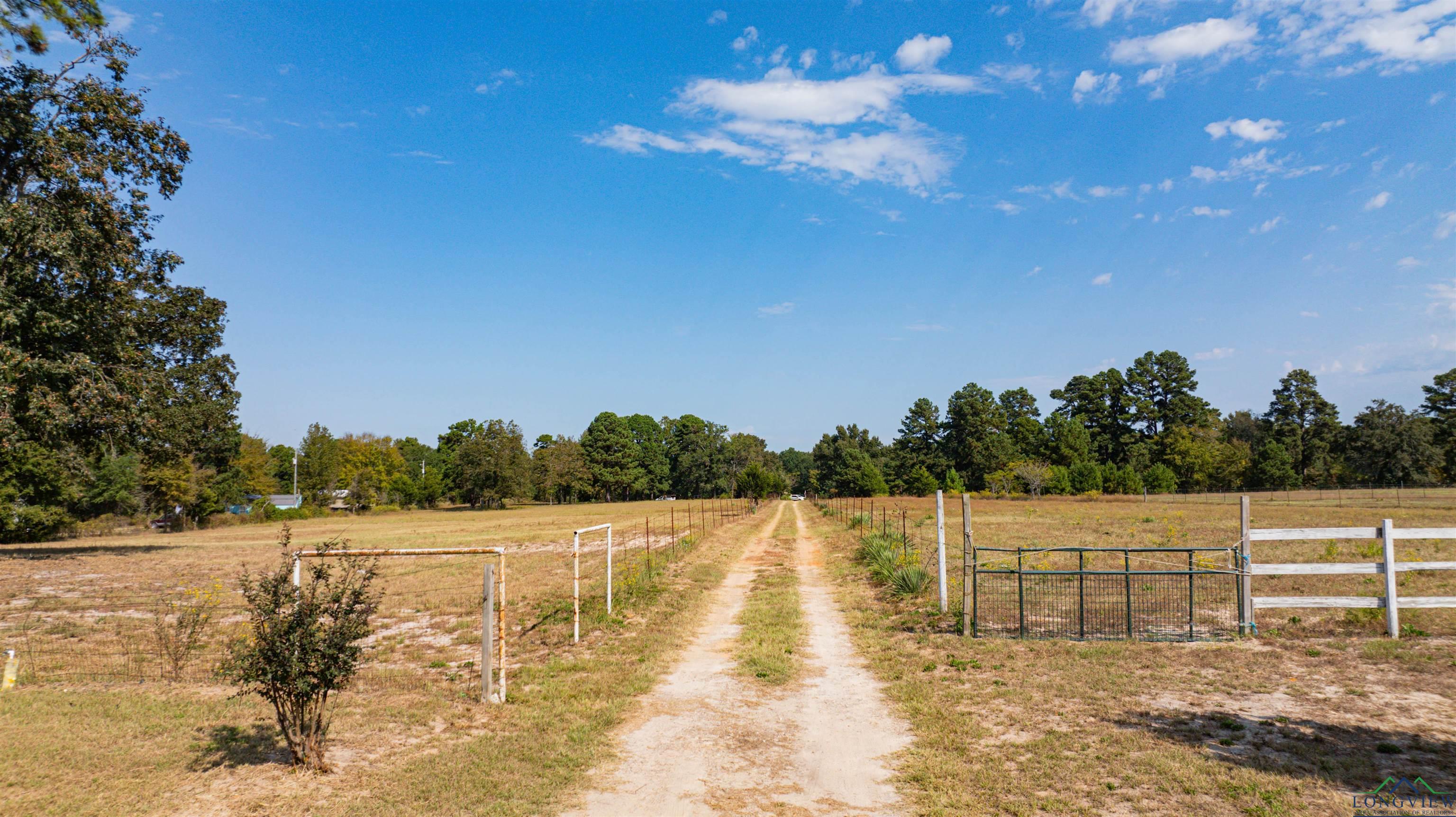 13080 Fm 16 E, Winona, Texas image 32