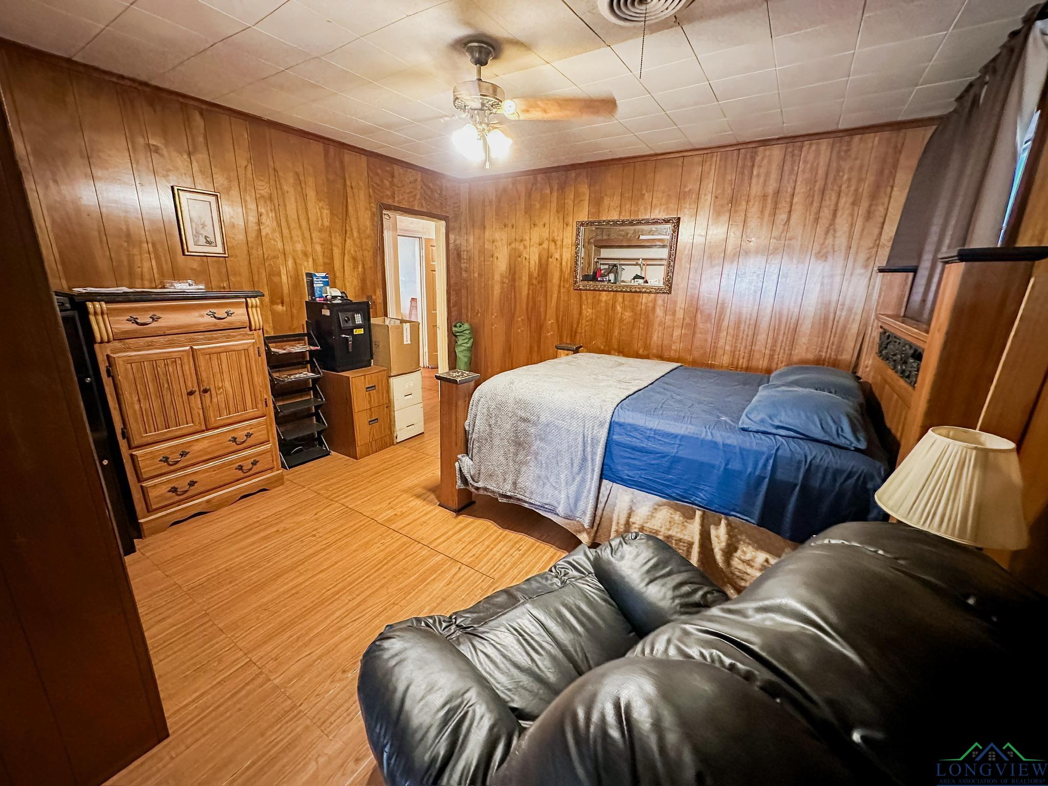 527 W College St, Carthage, Texas image 10