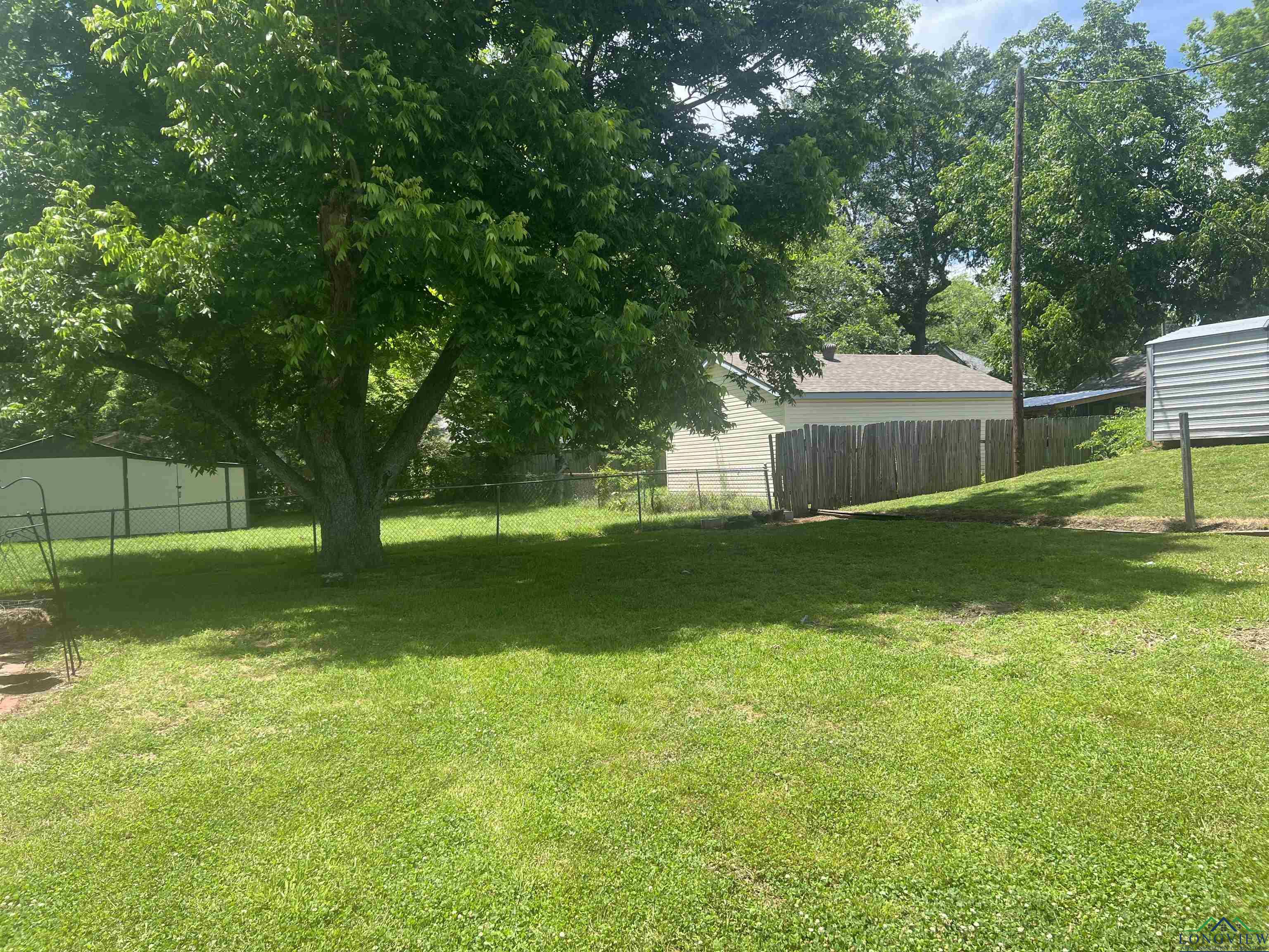105 Nathan Street, Marshall, Texas image 15