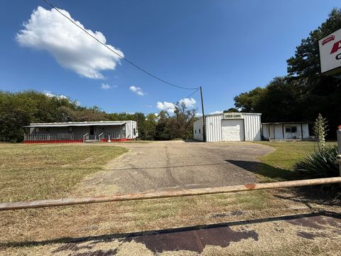 Homes For Sale - 7811 S Us Hwy 271<br/> Upshur County, Gilmer, TX 75645
