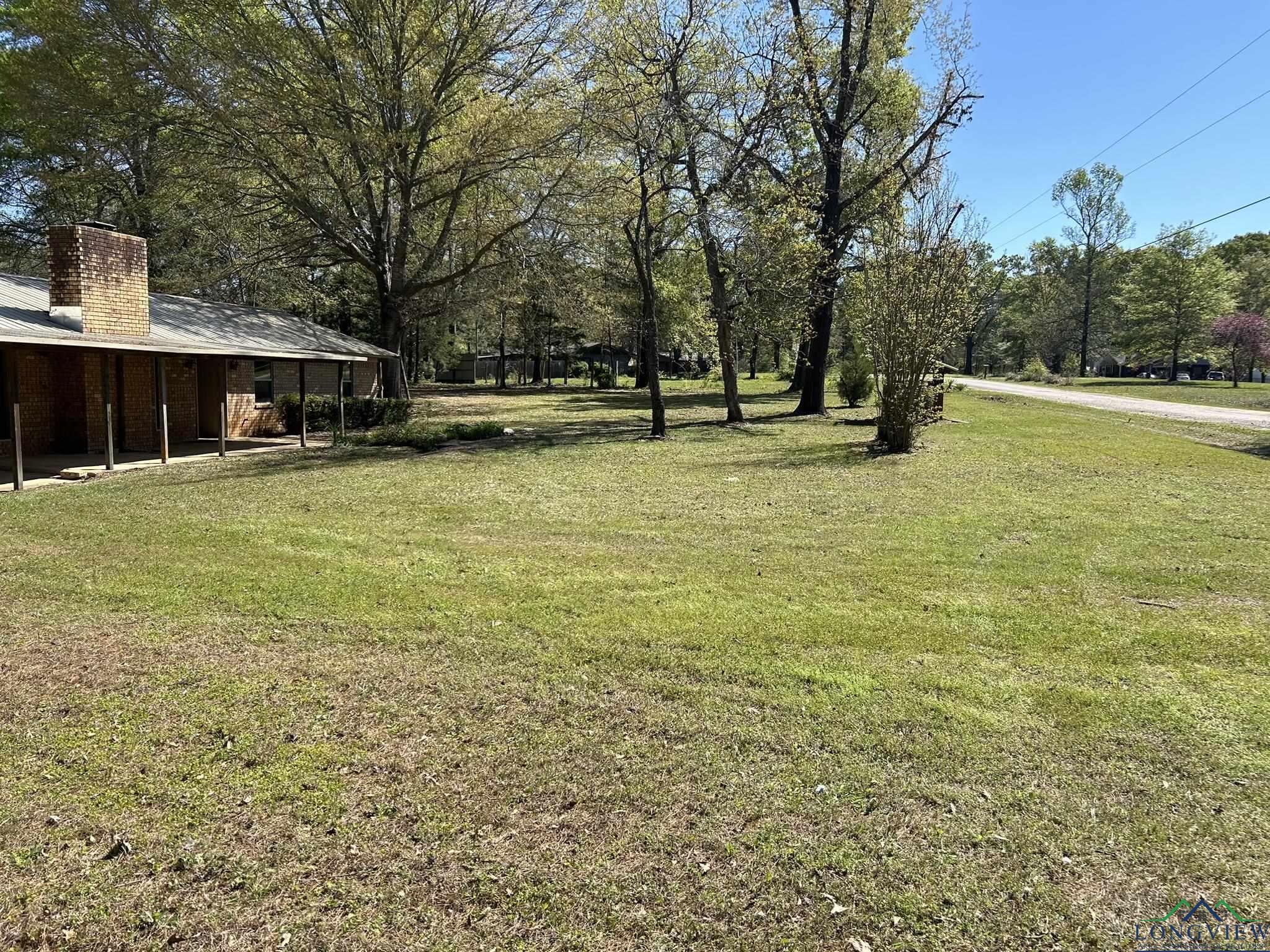 74 County Rd 1120, Maud, Texas image 9