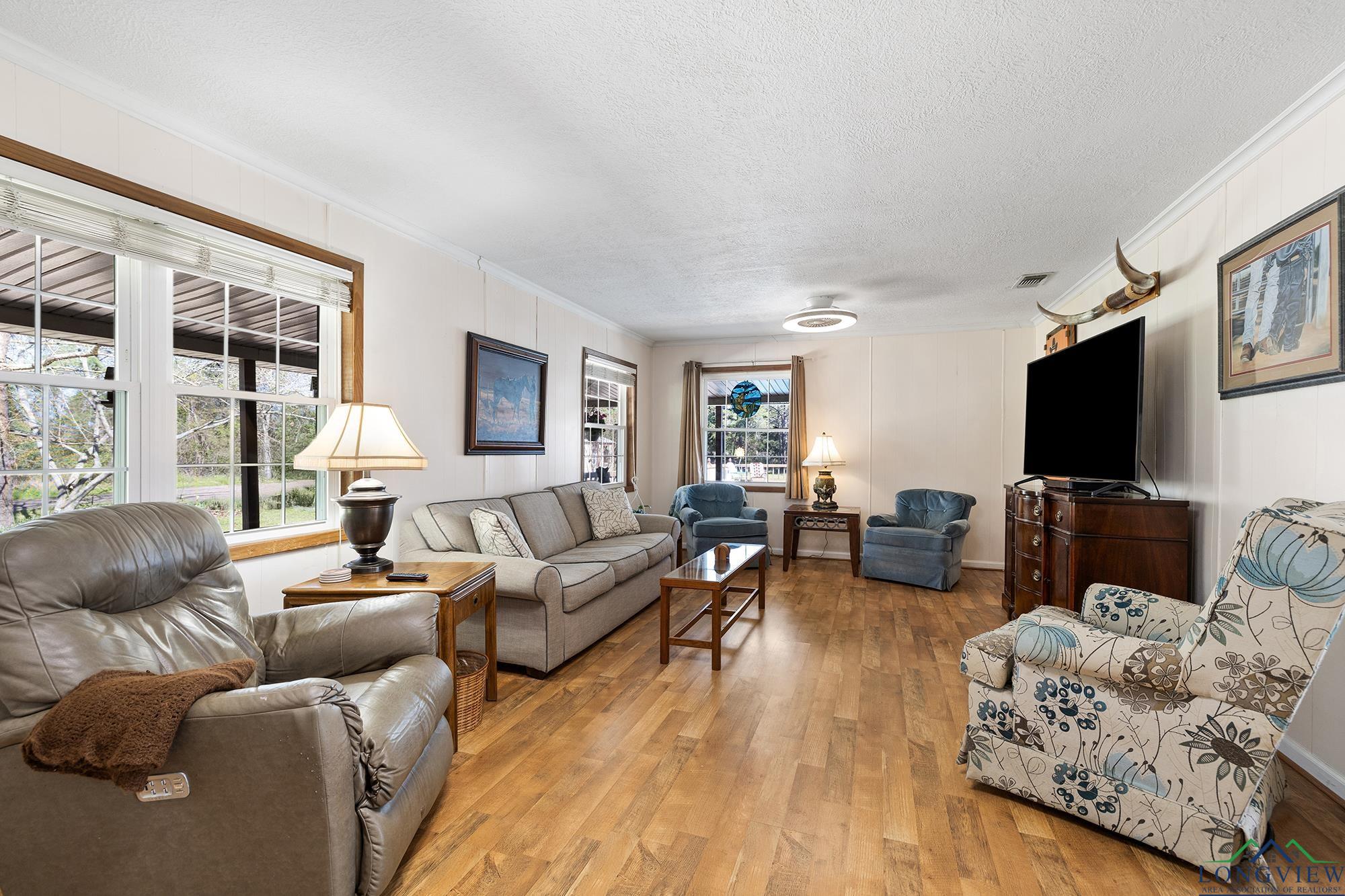 16637 S Cr 3227, Mount Enterprise, Texas image 7