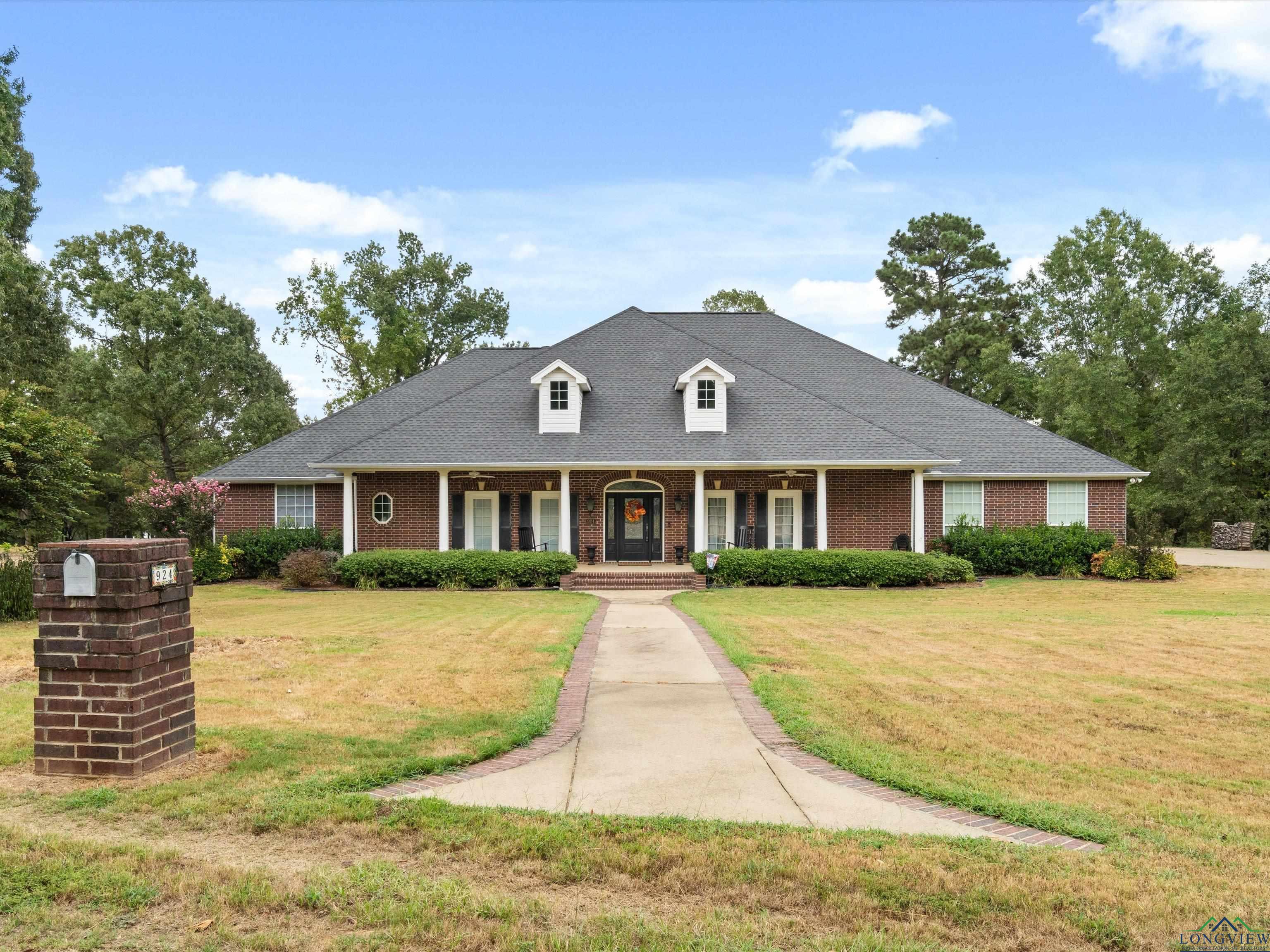 924 John Dean Road, Gilmer, Texas image 3