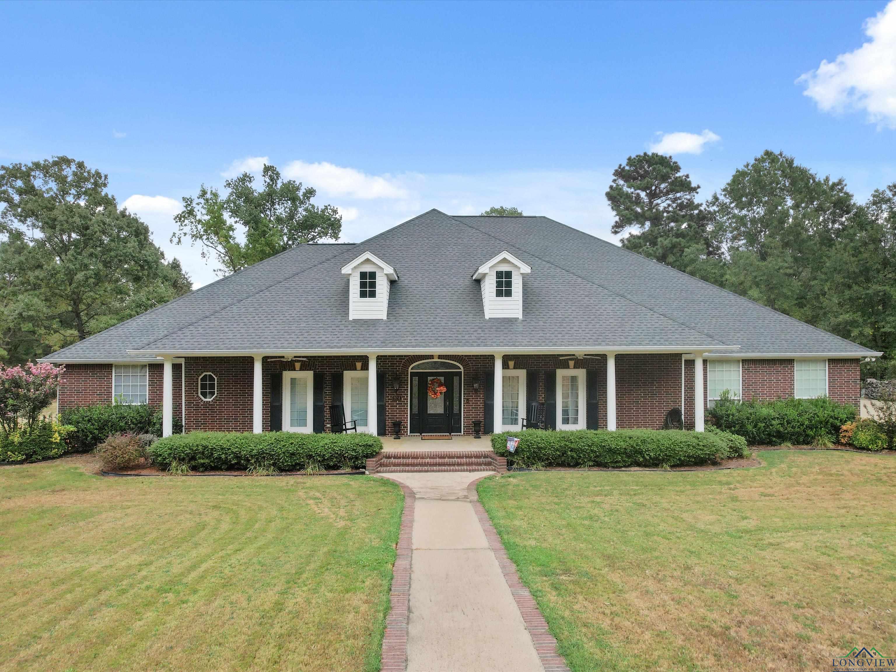 924 John Dean Road, Gilmer, Texas image 1