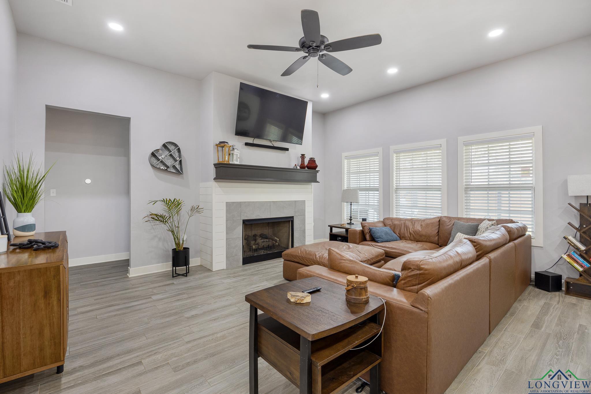 Ore City, Texas 75683, United States, 3 Bedrooms Bedrooms, ,2 BathroomsBathrooms,Residential,Active,96258