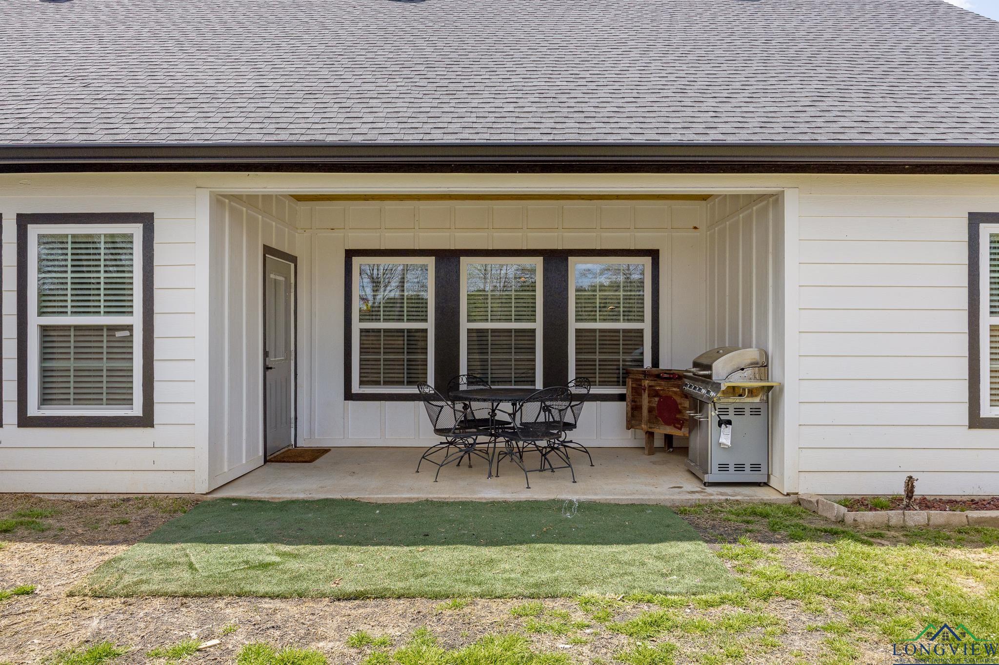 Ore City, Texas 75683, United States, 3 Bedrooms Bedrooms, ,2 BathroomsBathrooms,Residential,Active,96258