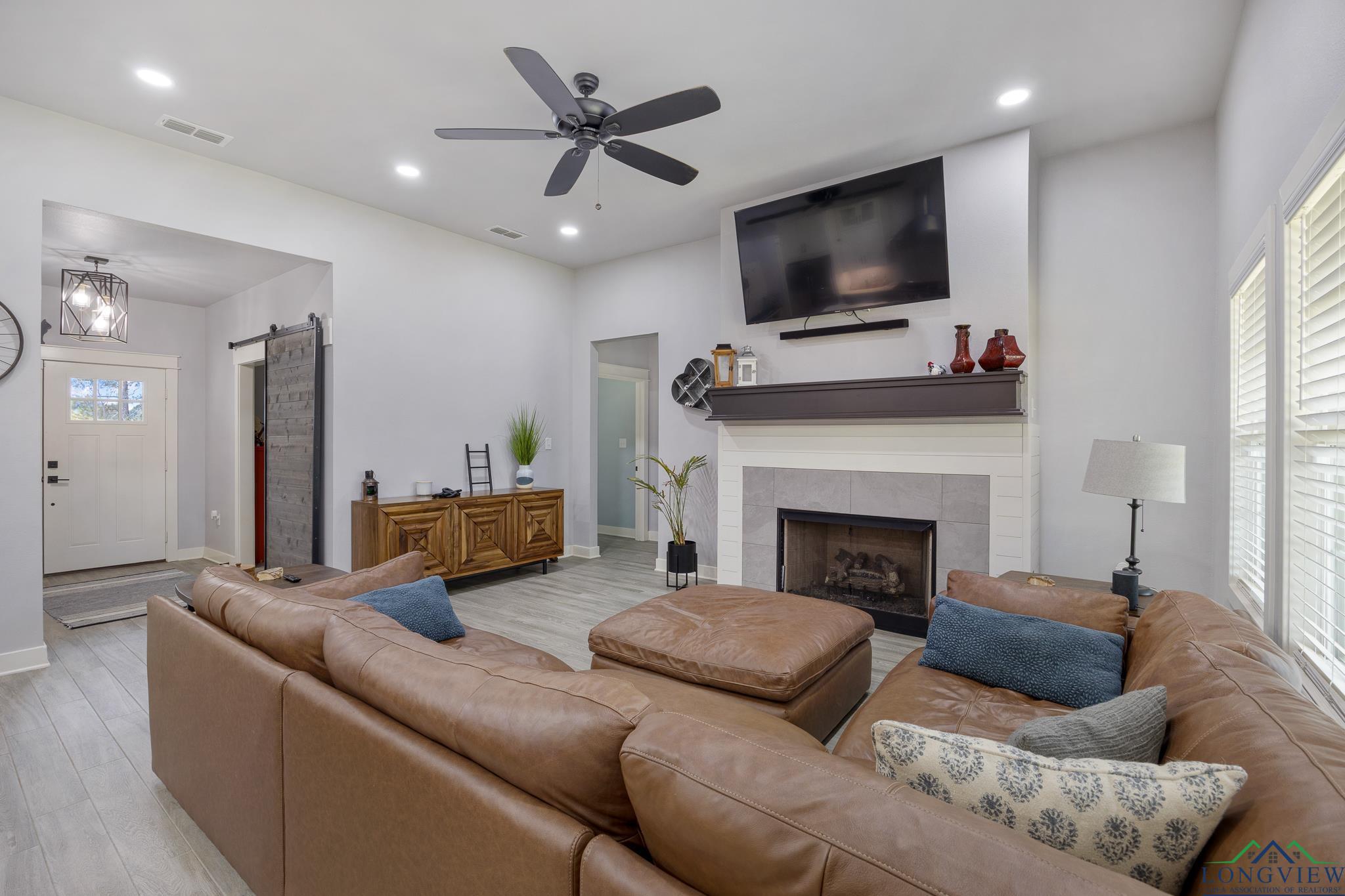 Ore City, Texas 75683, United States, 3 Bedrooms Bedrooms, ,2 BathroomsBathrooms,Residential,Active,96258