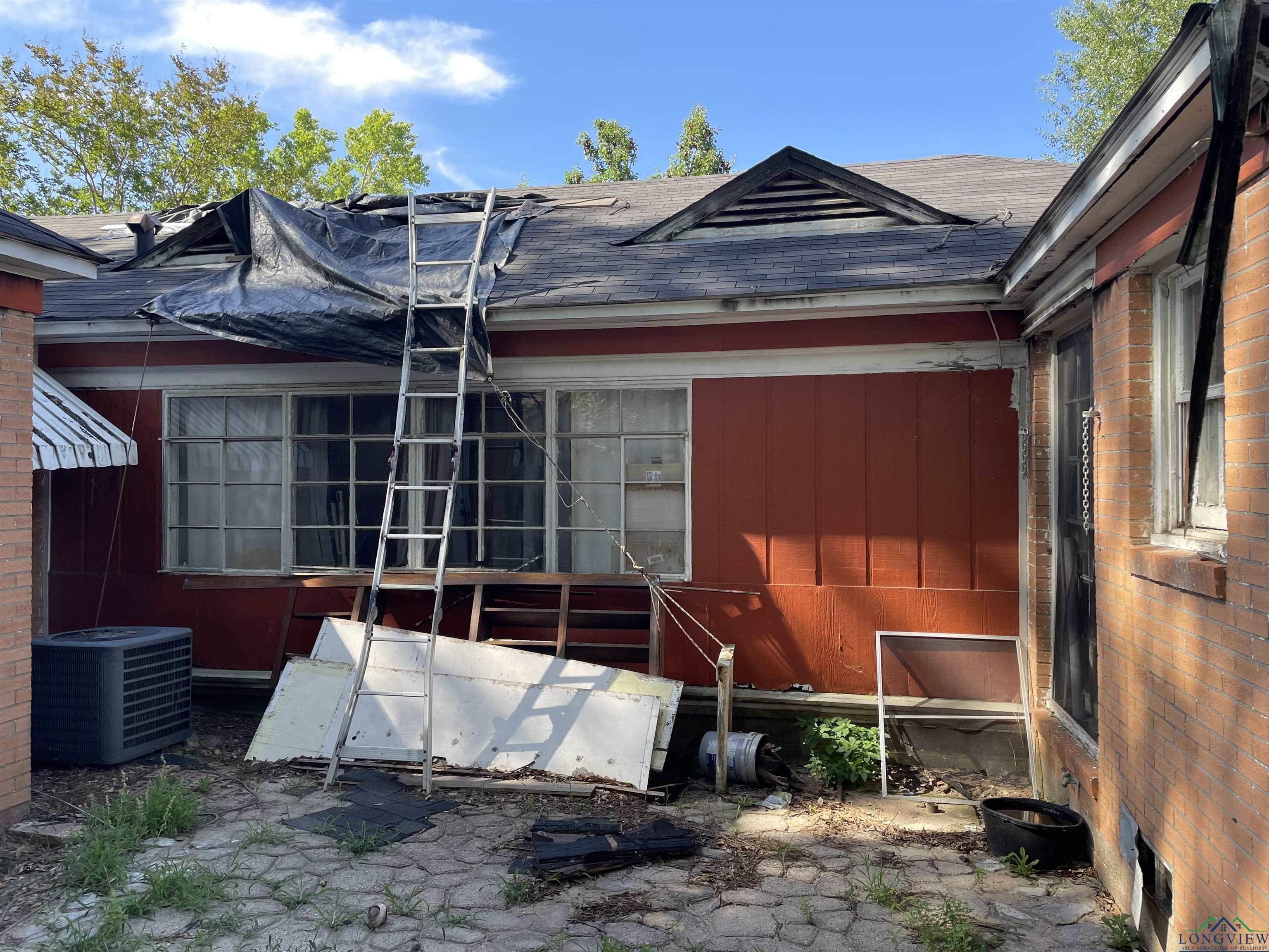 601 N Newsom St, Mineola, Texas image 8