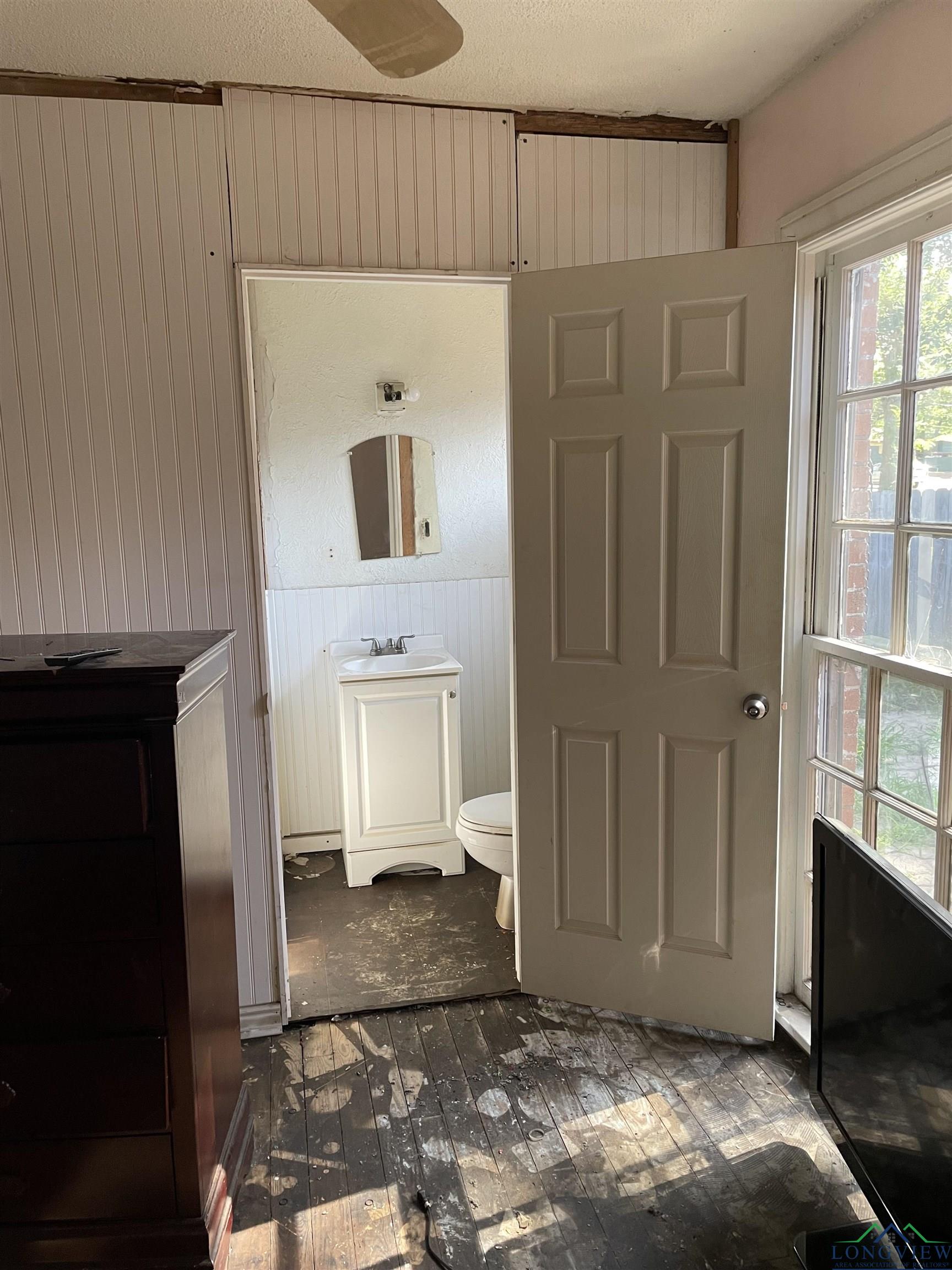 601 N Newsom St, Mineola, Texas image 19