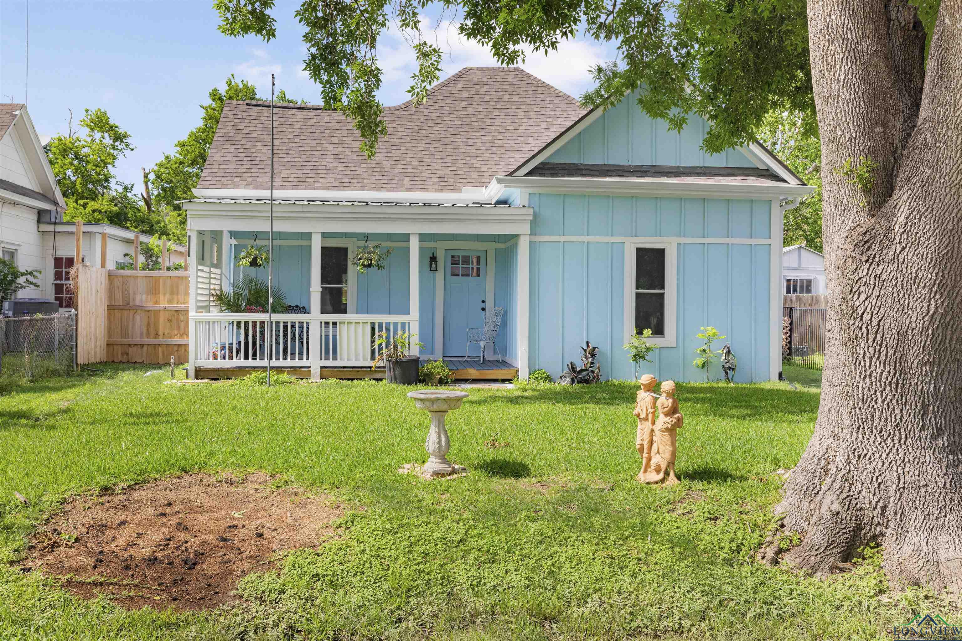 408 Morton Avenue, Palacios, Texas image 2