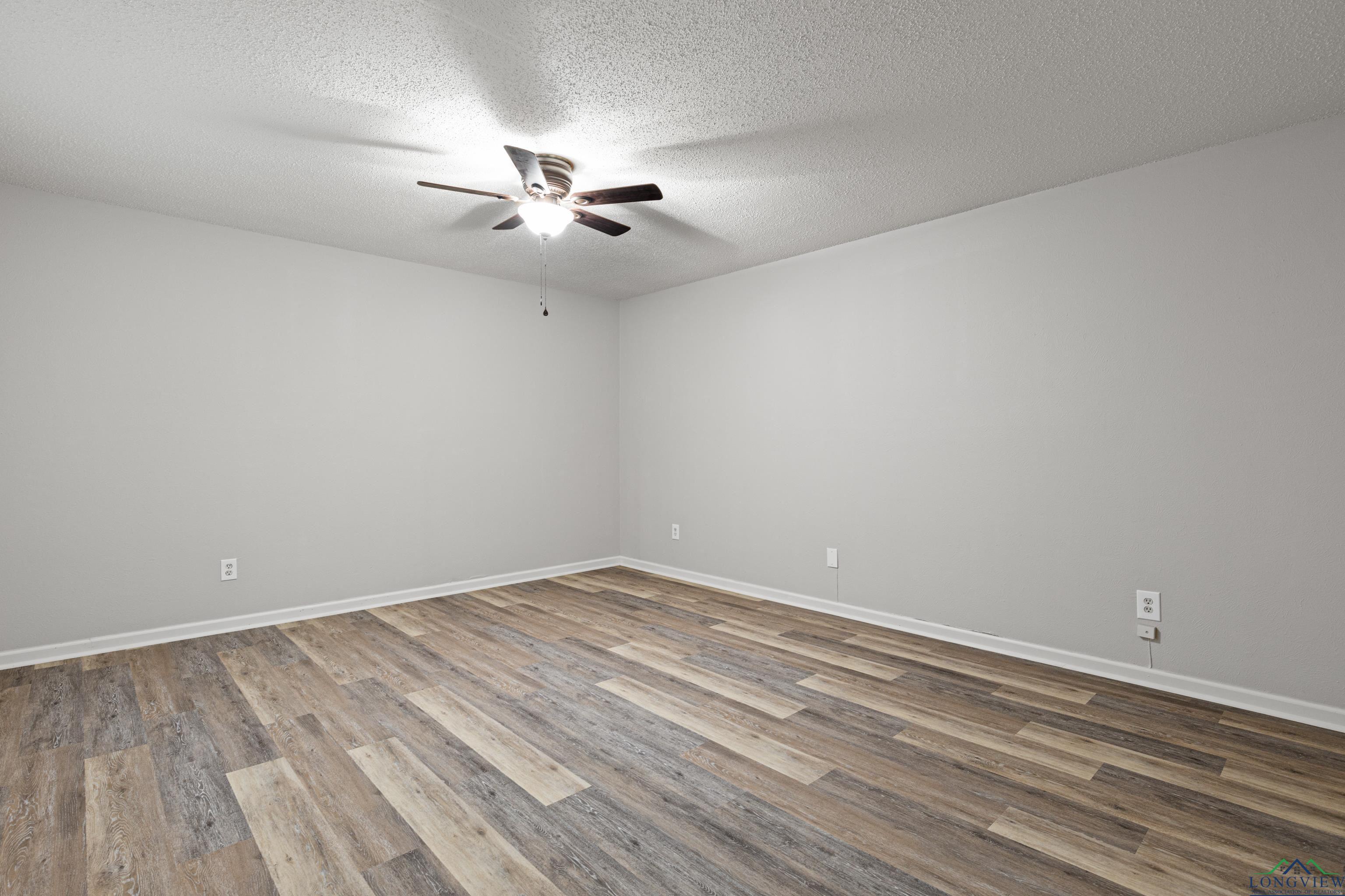 1001 Towne Lake Drive, Longview, Texas image 32