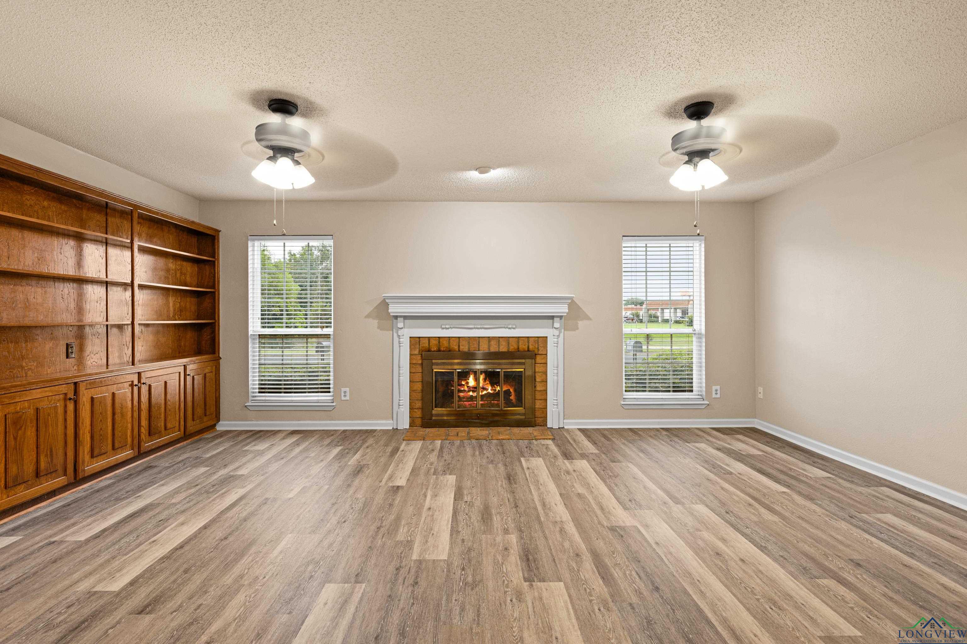 1001 Towne Lake Drive, Longview, Texas image 7