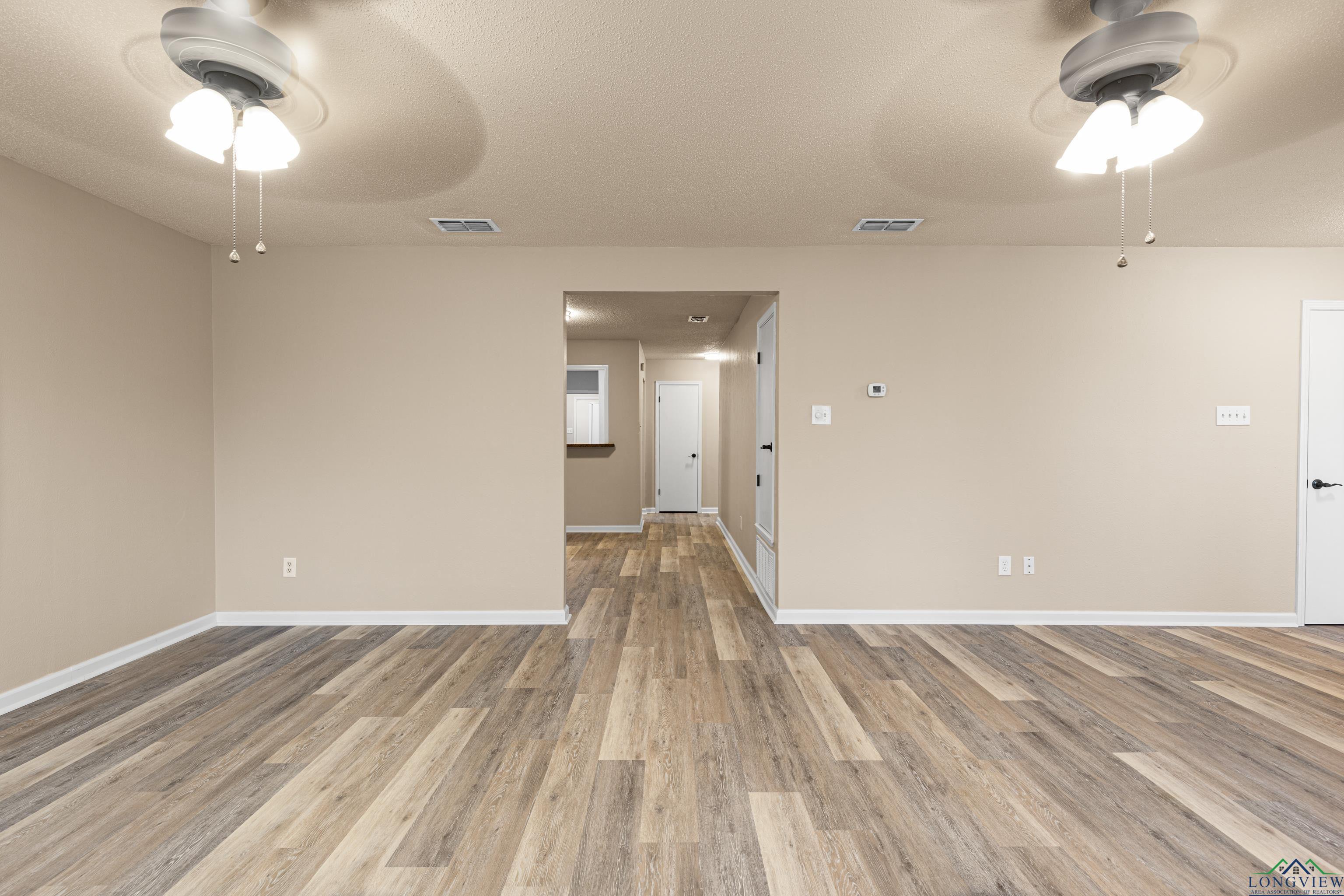 1001 Towne Lake Drive, Longview, Texas image 9
