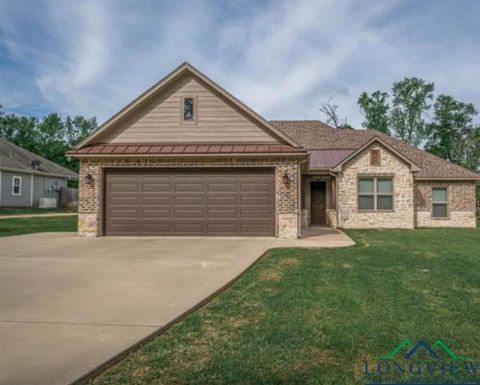 A home in White Oak