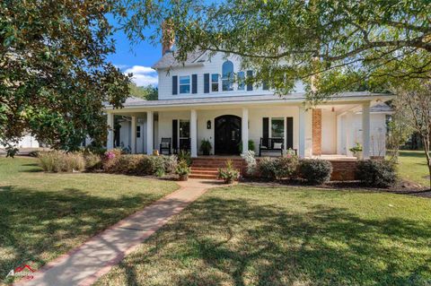 A home in Hallsville