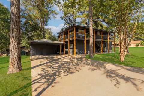 Homes For Sale - 340 Tanglewood Cir<br/> Marion County, Avinger, TX 75630