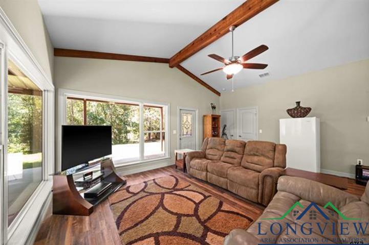 1384 Red Maple Rd, Big Sandy, Texas image 6