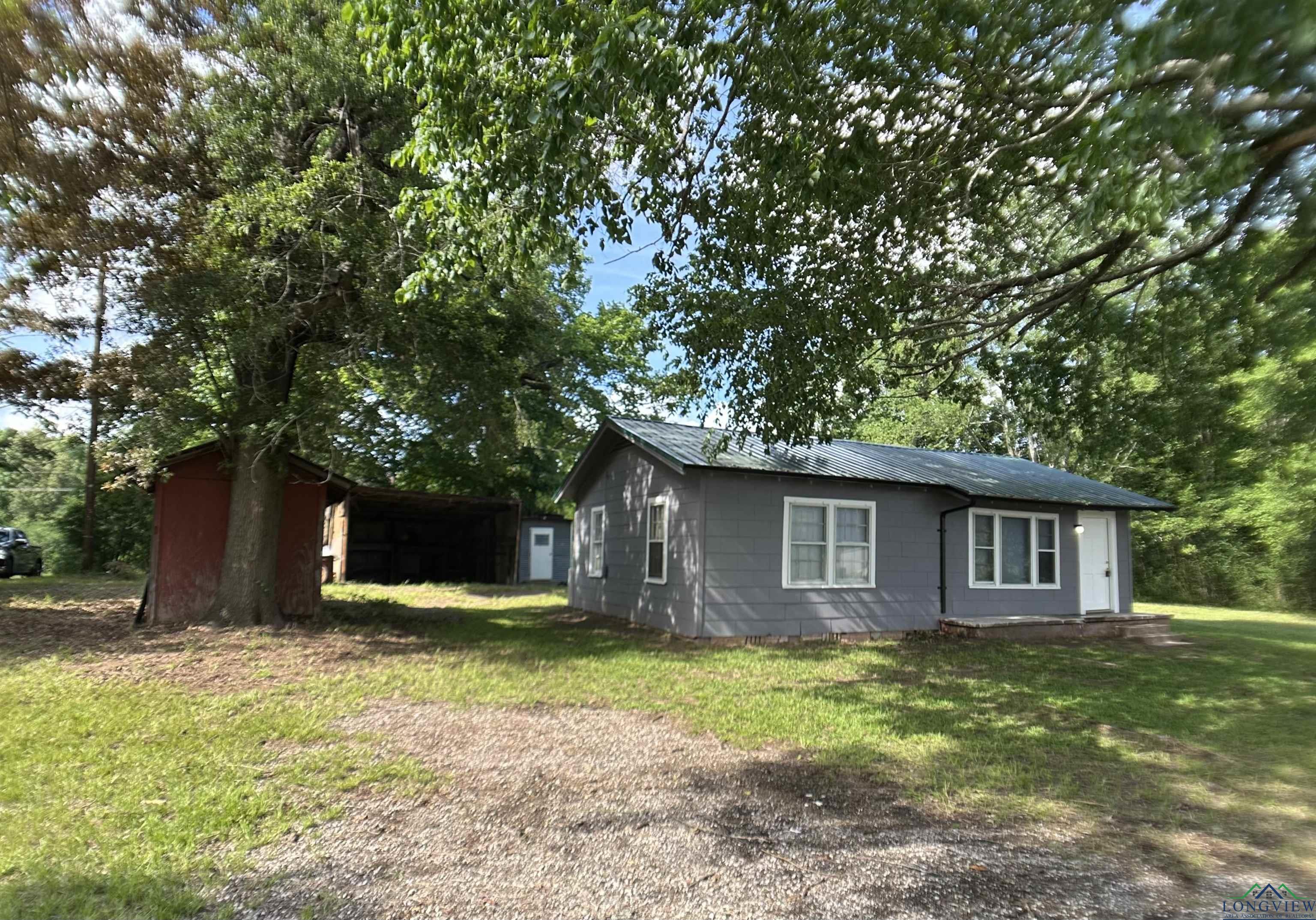 1407 E Us 80, White Oak, Texas image 22