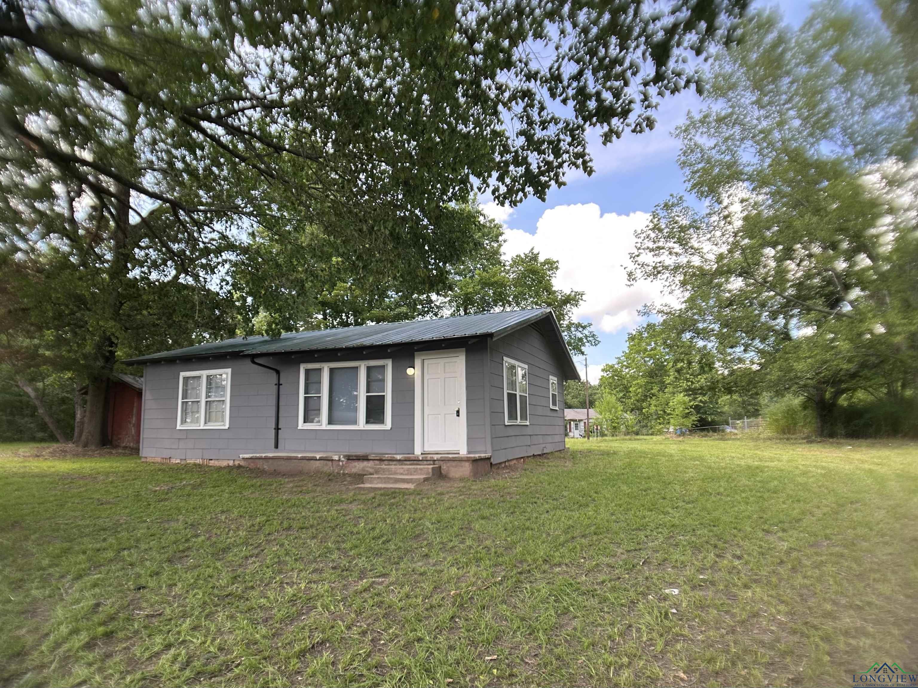 1407 E Us 80, White Oak, Texas image 4