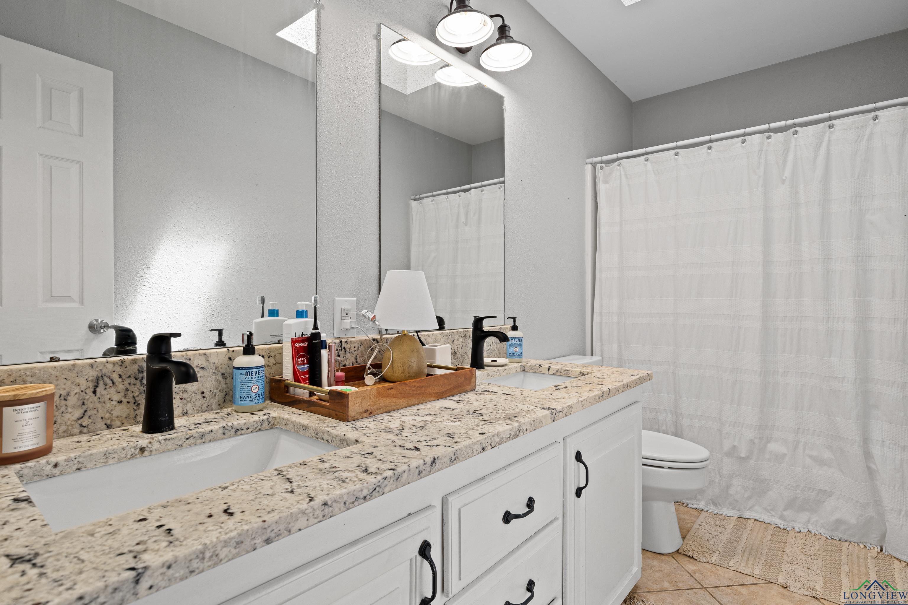 1703 Edgebrook St, Henderson, Texas image 25