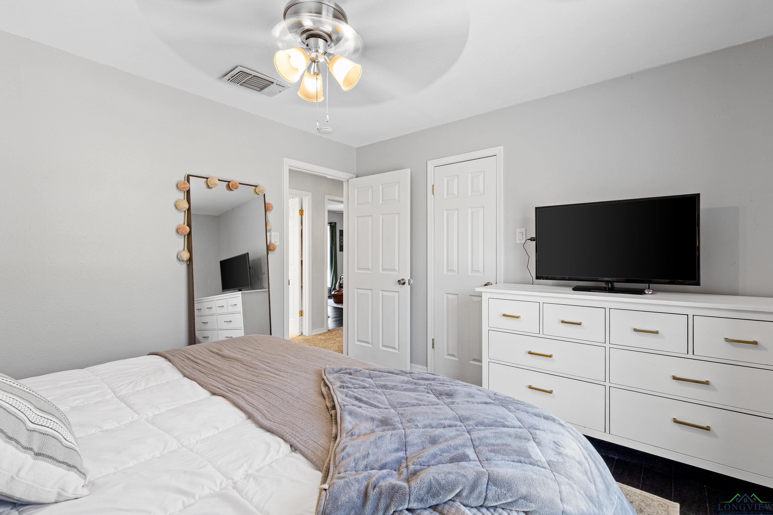 1703 Edgebrook St, Henderson, Texas image 28