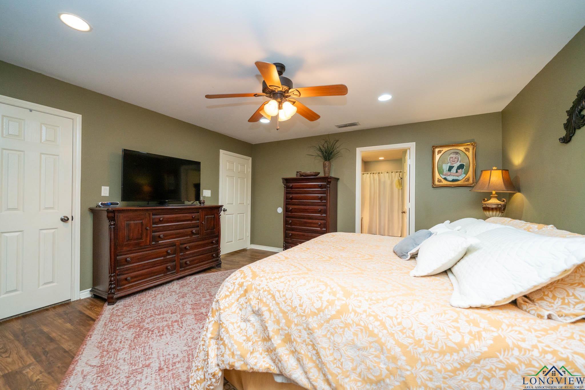342 W Doctors Rd, Longview, Texas image 20