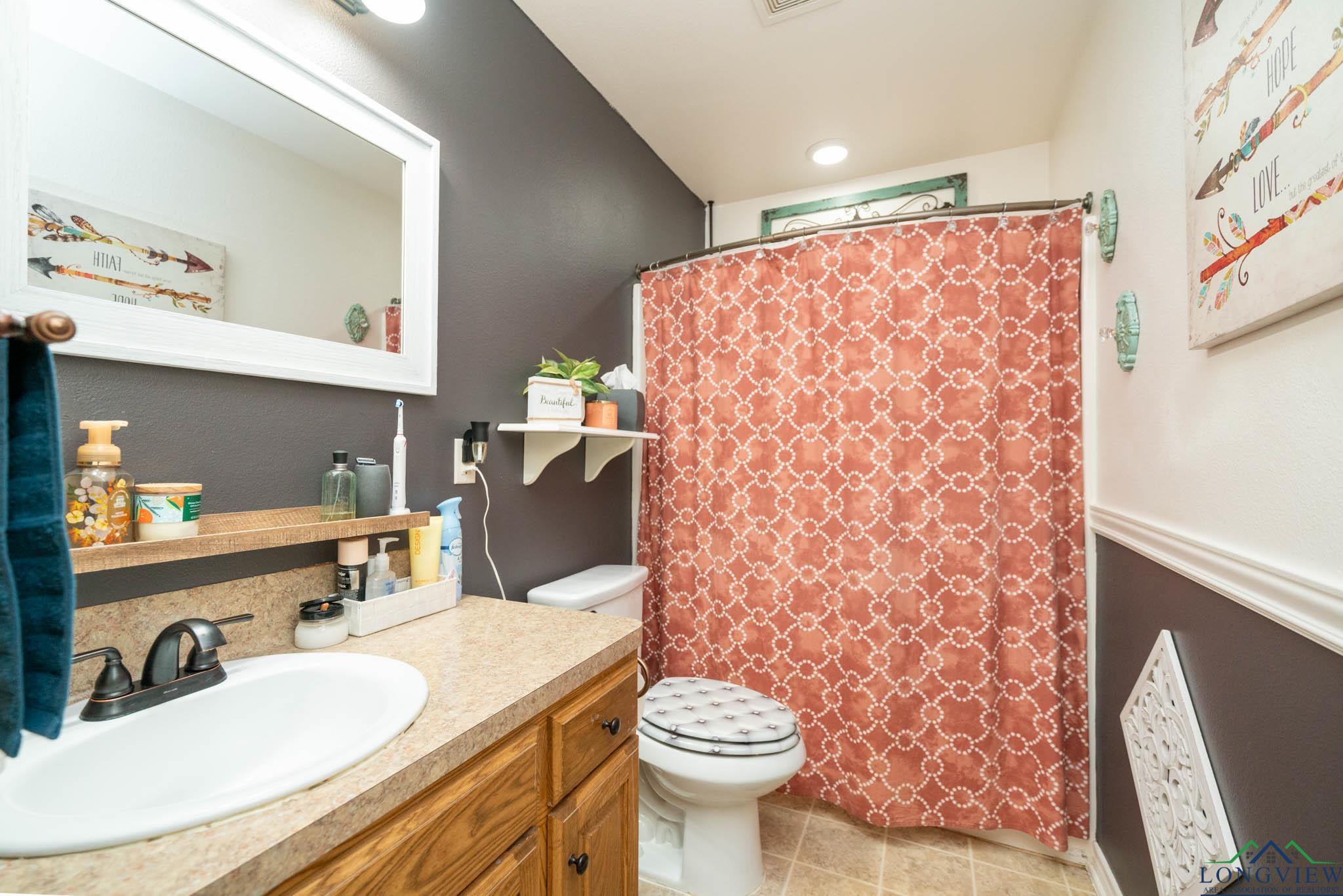 342 W Doctors Rd, Longview, Texas image 18