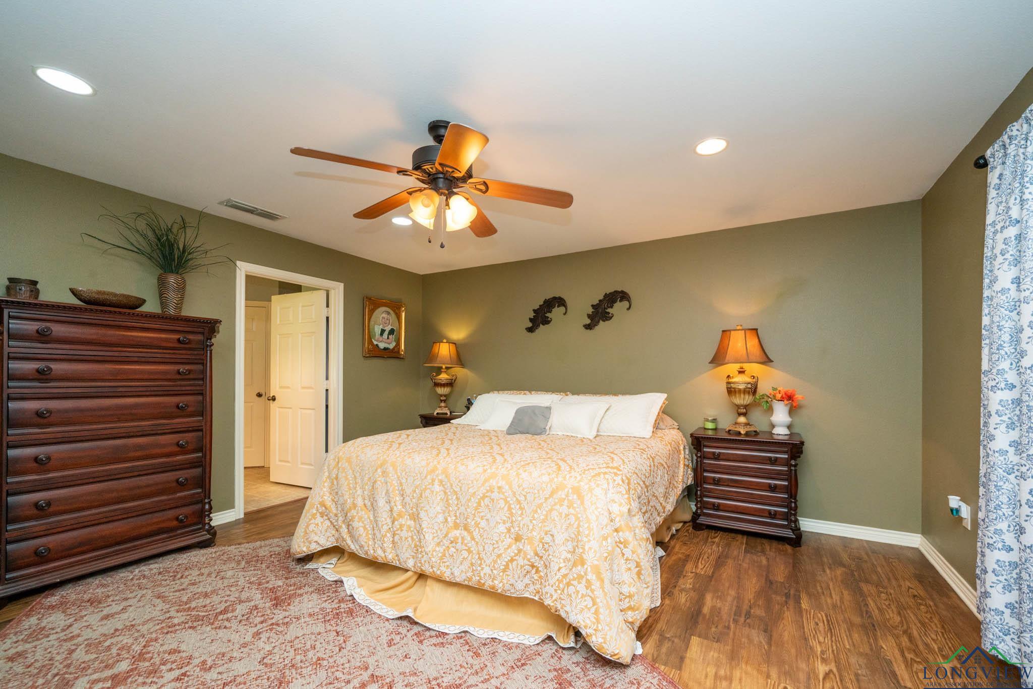 342 W Doctors Rd, Longview, Texas image 19