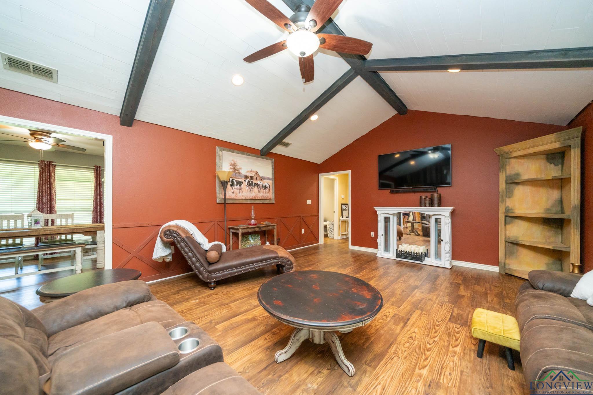 342 W Doctors Rd, Longview, Texas image 12