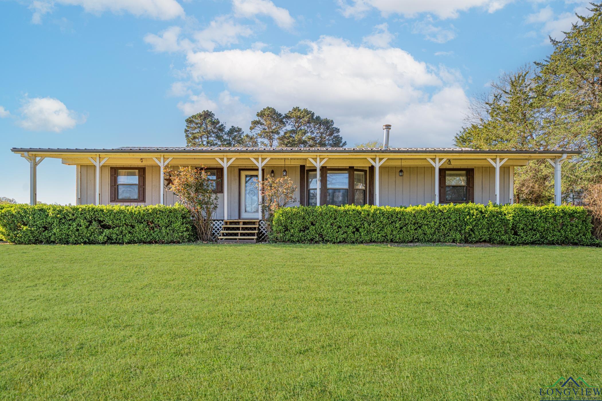 1623 Bear Road, Gilmer, Texas image 1