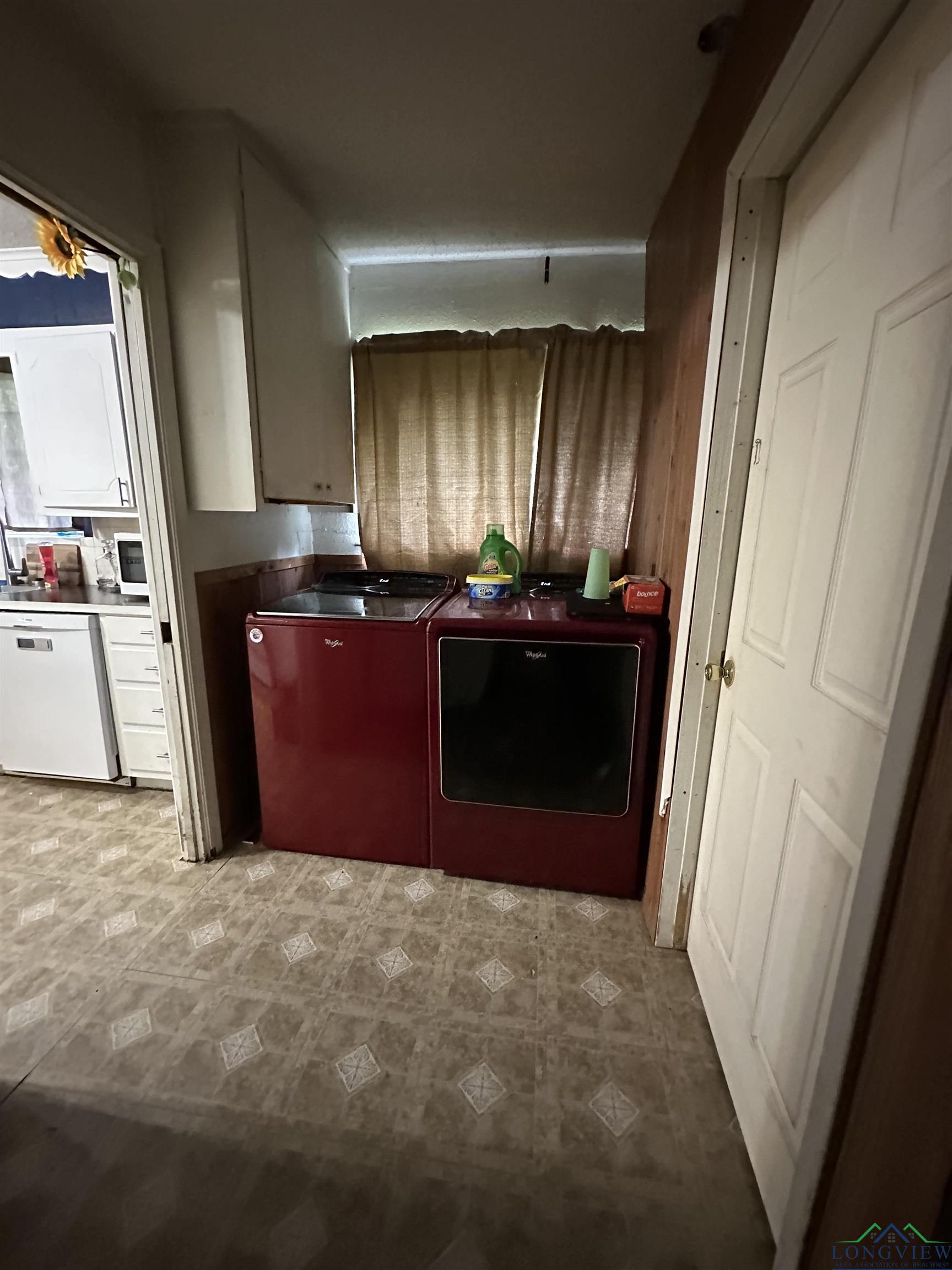 213 County Road 3131, De Berry, Texas image 16